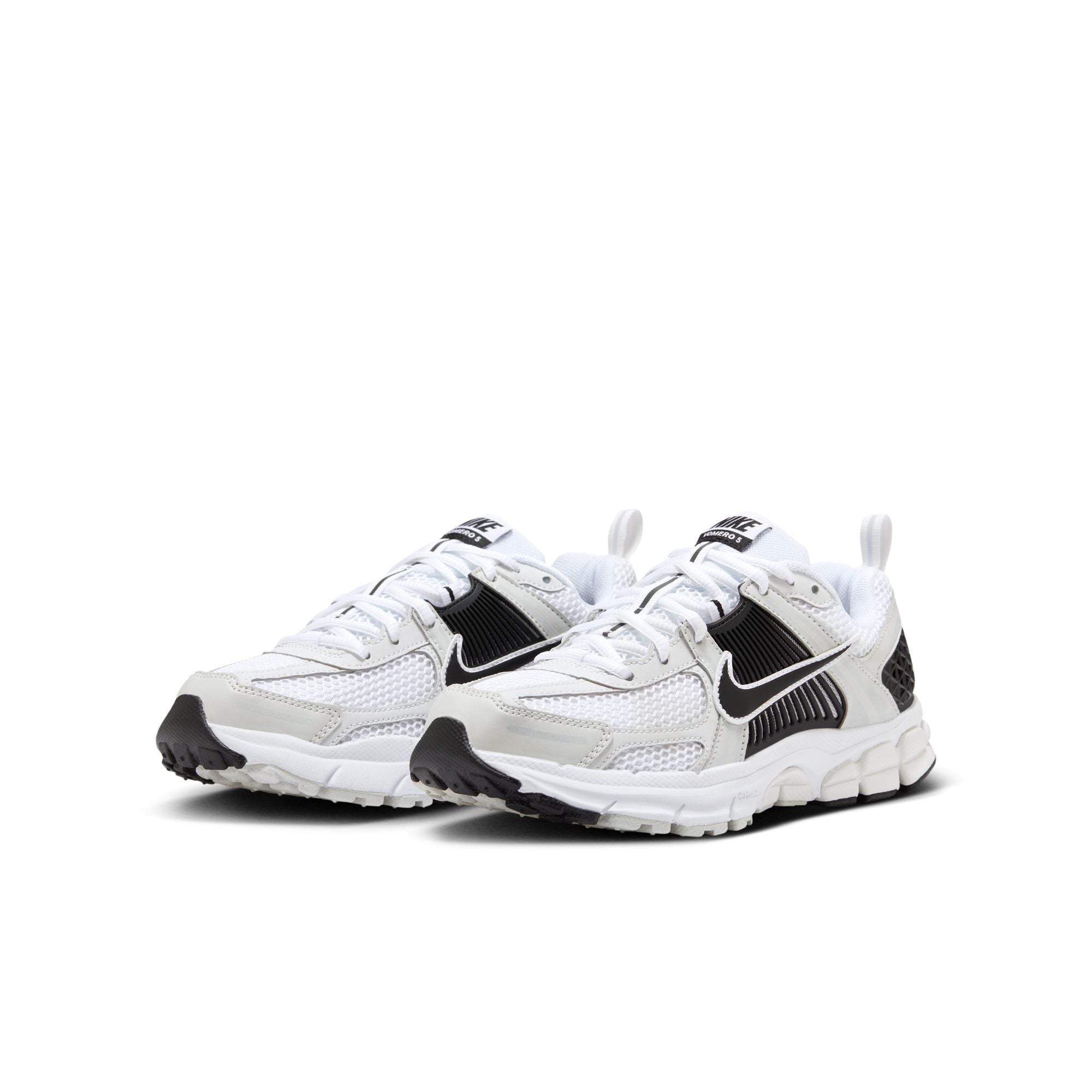 KIDS NIKE VOMERO GS (WHITE/BLACK/PLATINUM TINT)