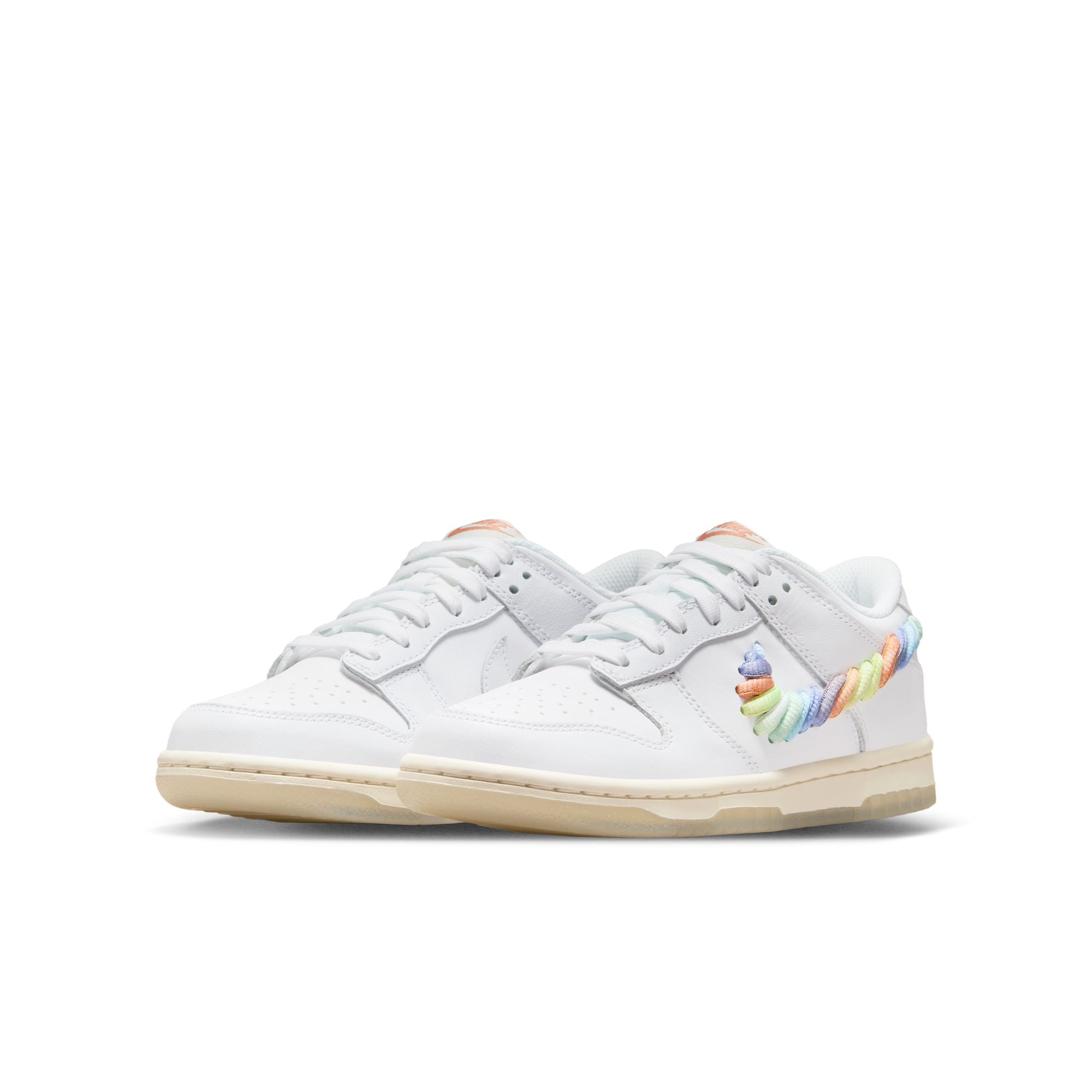 KIDS NIKE DUNK LOW SE GS (RAINBOW SWOOSH)