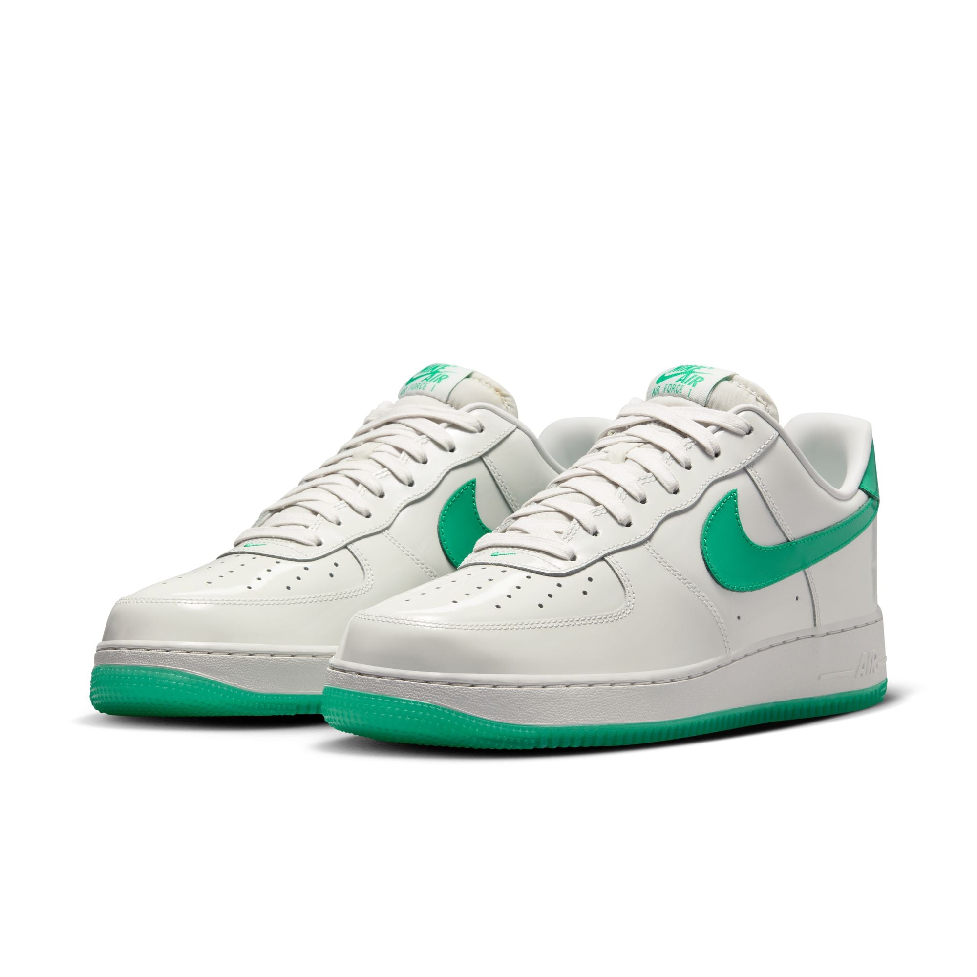 MENS NIKE AIR FORCE 1 LOW (PLATINUM TINT/STADIUM GREEN)