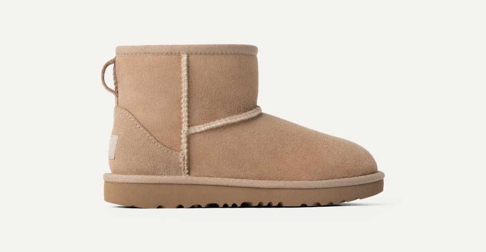 KIDS UGG CLASSIC MINI II BOOT (SAND)