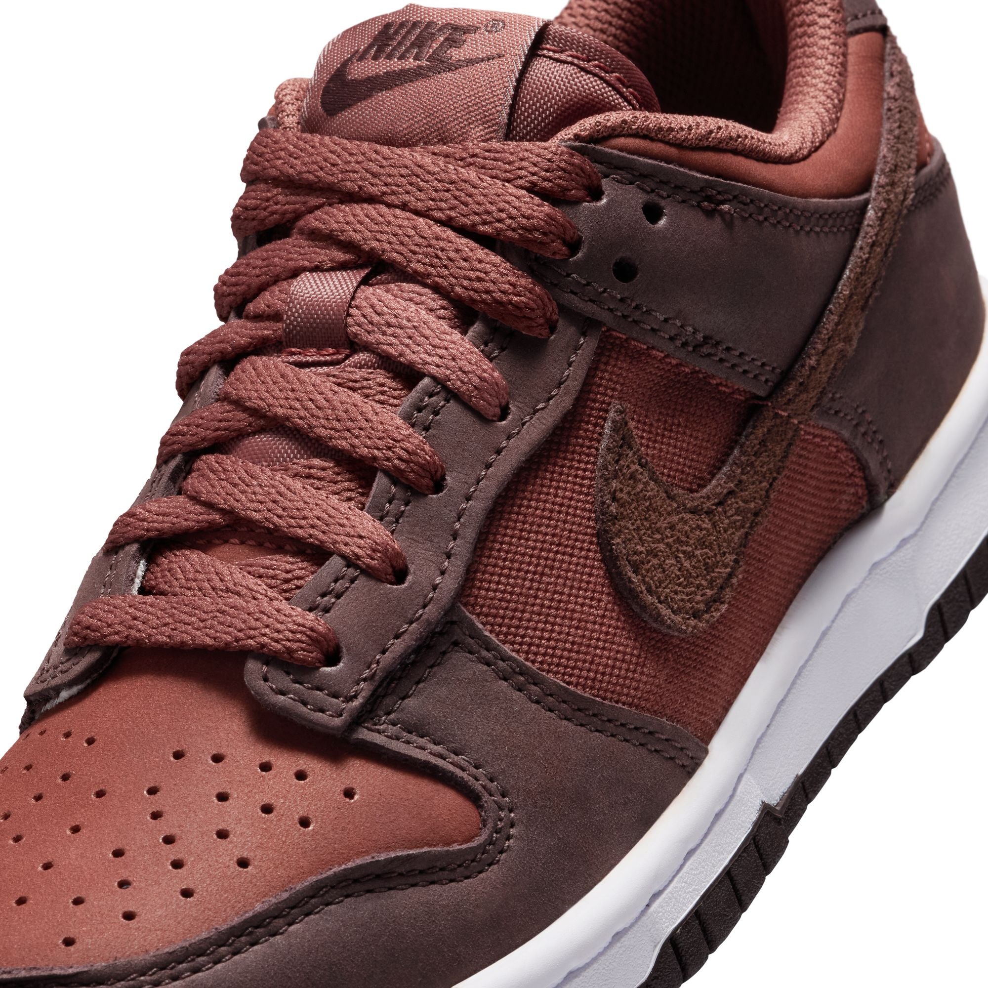KIDS NIKE DUNK LOW SE GS (RED SEPIA/BROWN BASALT)