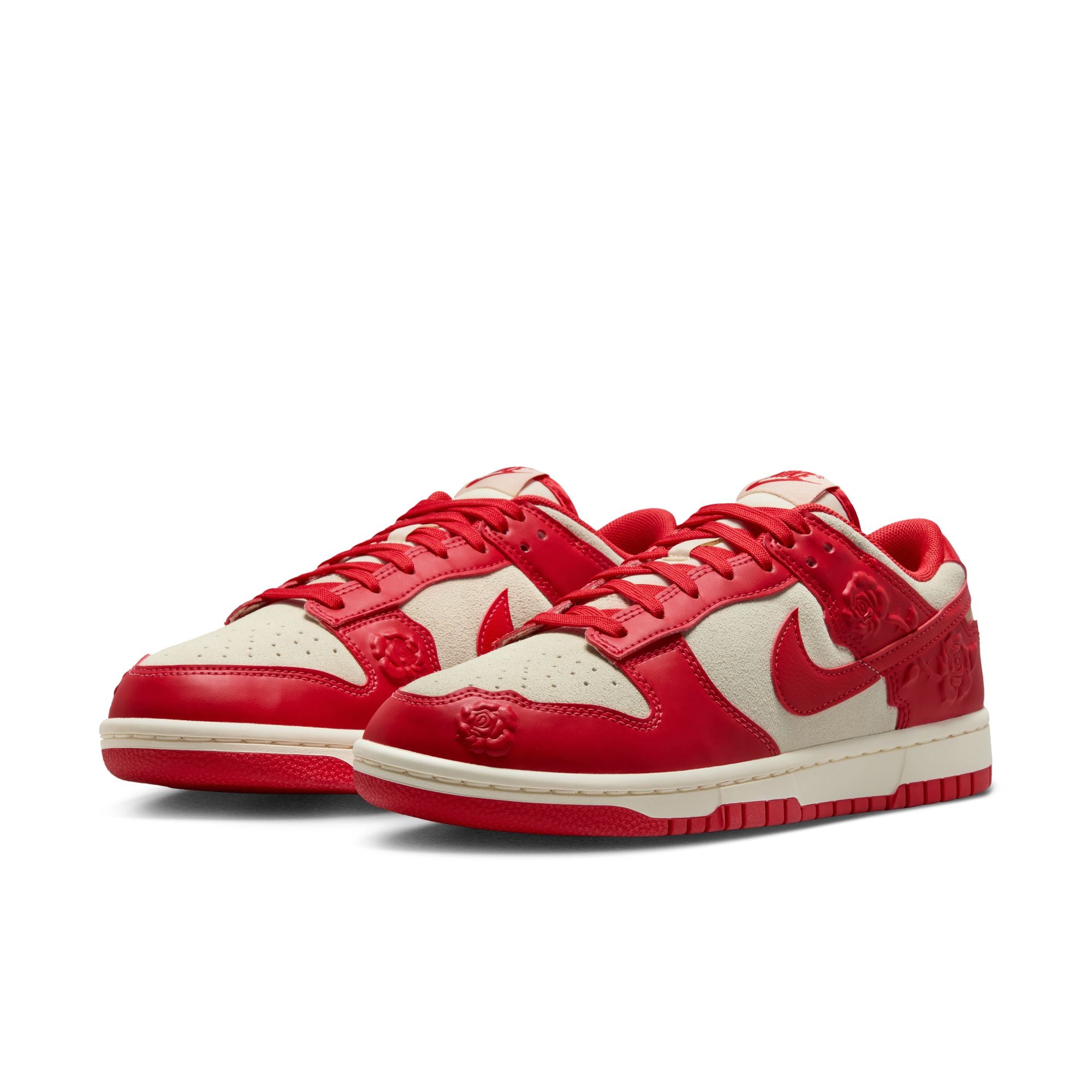 WOMEN'S NIKE DUNK LOW (ROSES)