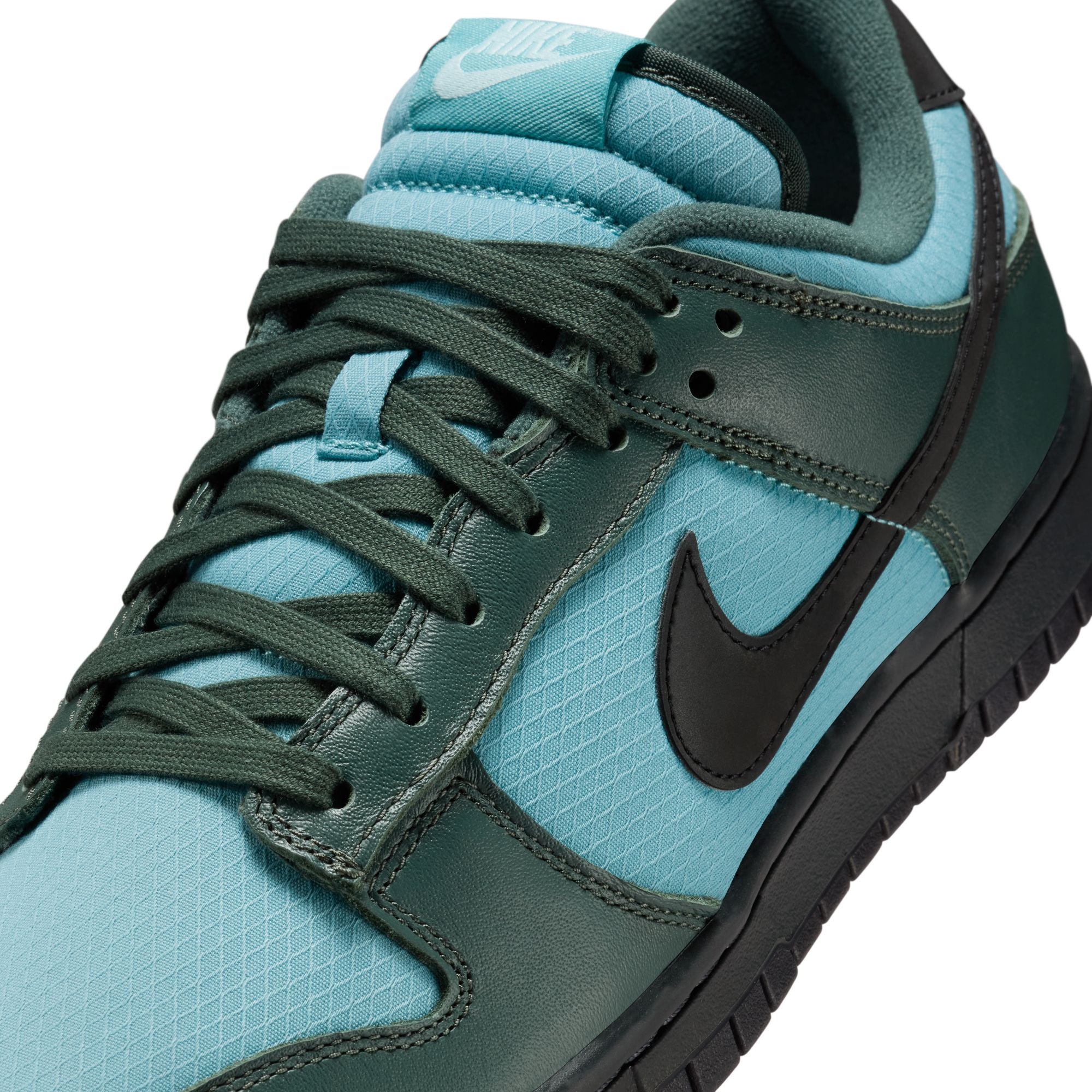 MENS NIKE DUNK LOW RETRO SE (VINTAGE GREEN/BLACK/DENIM TURQ)