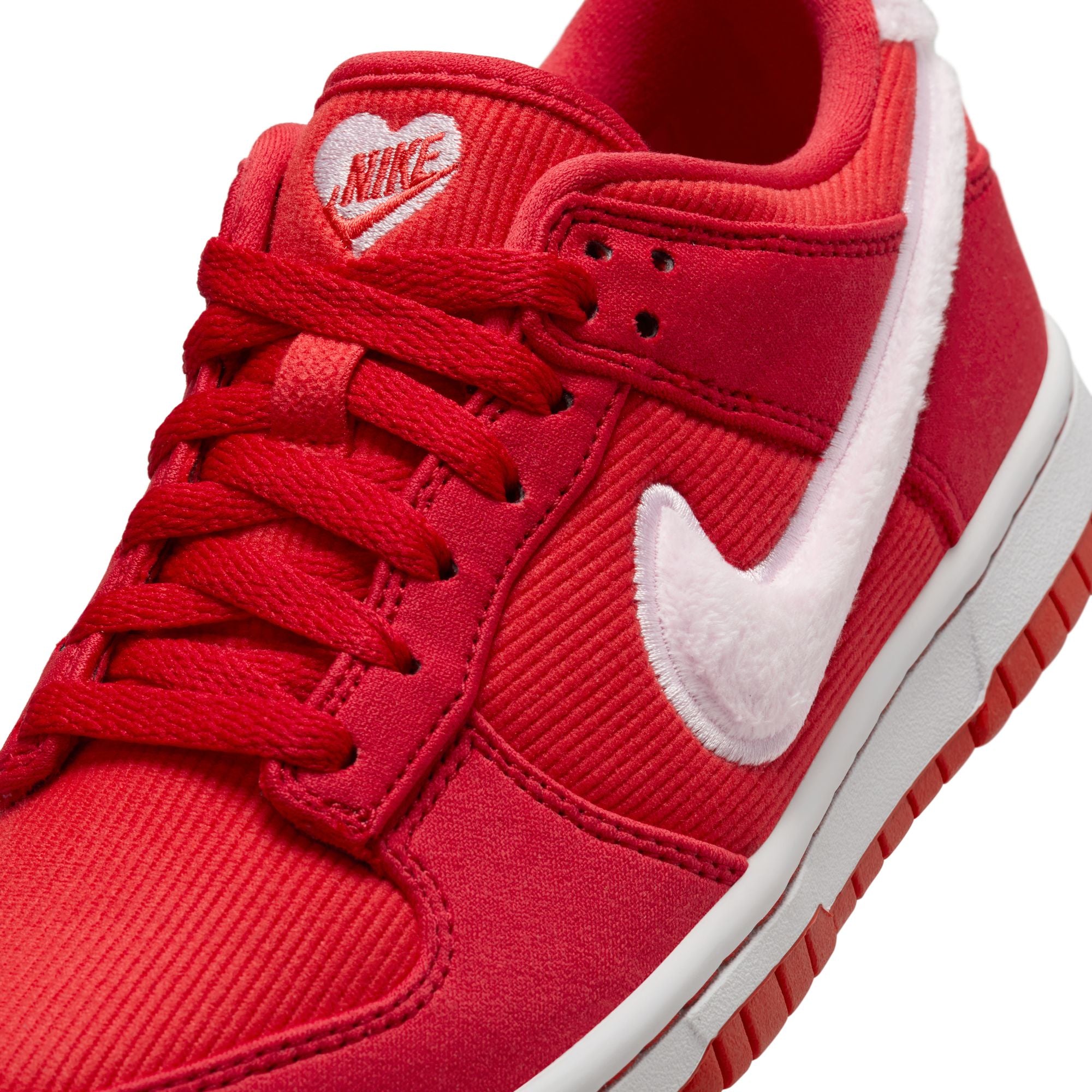 KIDS NIKE DUNK LOW GS (VALENTINE’S DAY)