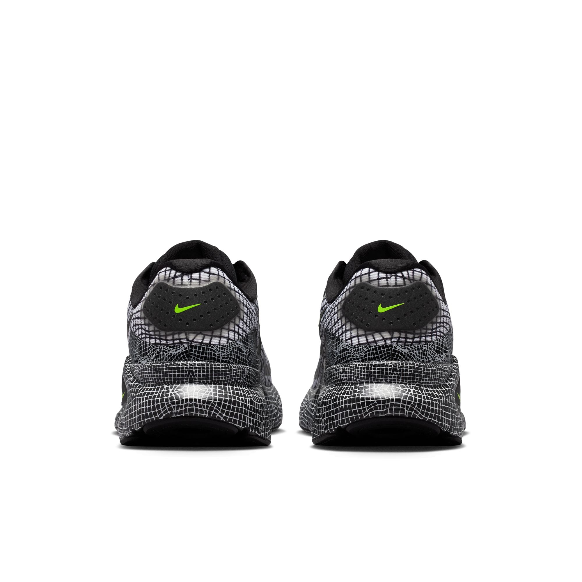 MENS NIKE STRUCTURE 26 (WHITE/BLACK/VOLT/DK SMOKE GREY)