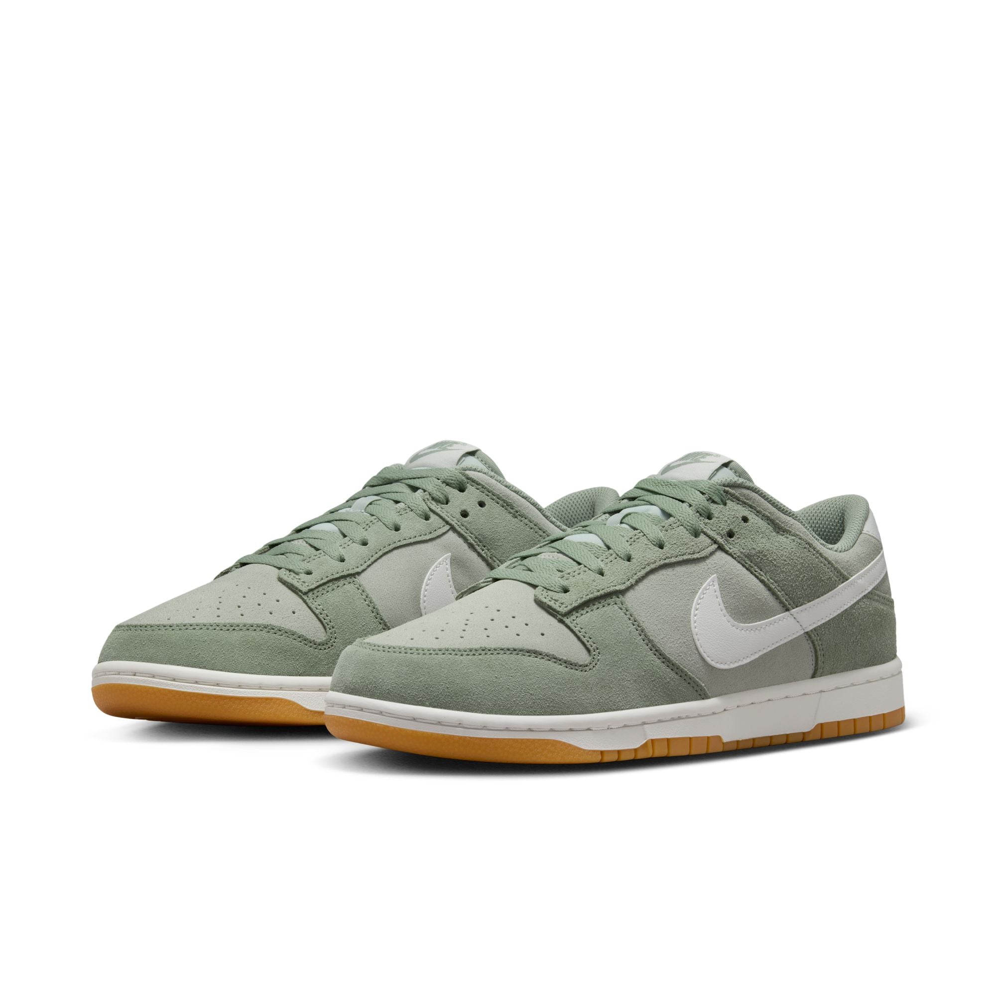 MENS NIKE DUNK LOW RETRO SE (JADE HORIZON/SUMMIT WHITE/LIGHT SILVER)