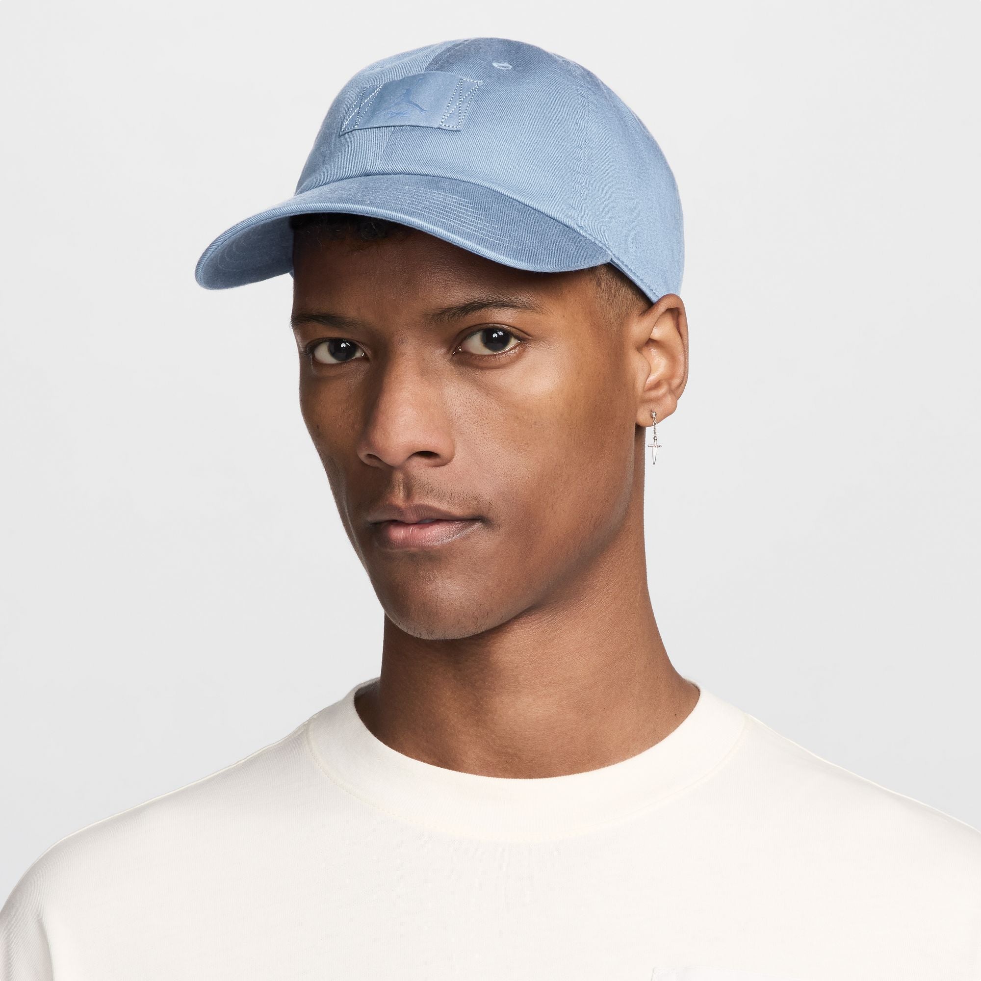 JORDAN CLUB CAP (HYDROGEN BLUE/ROYAL TINT)