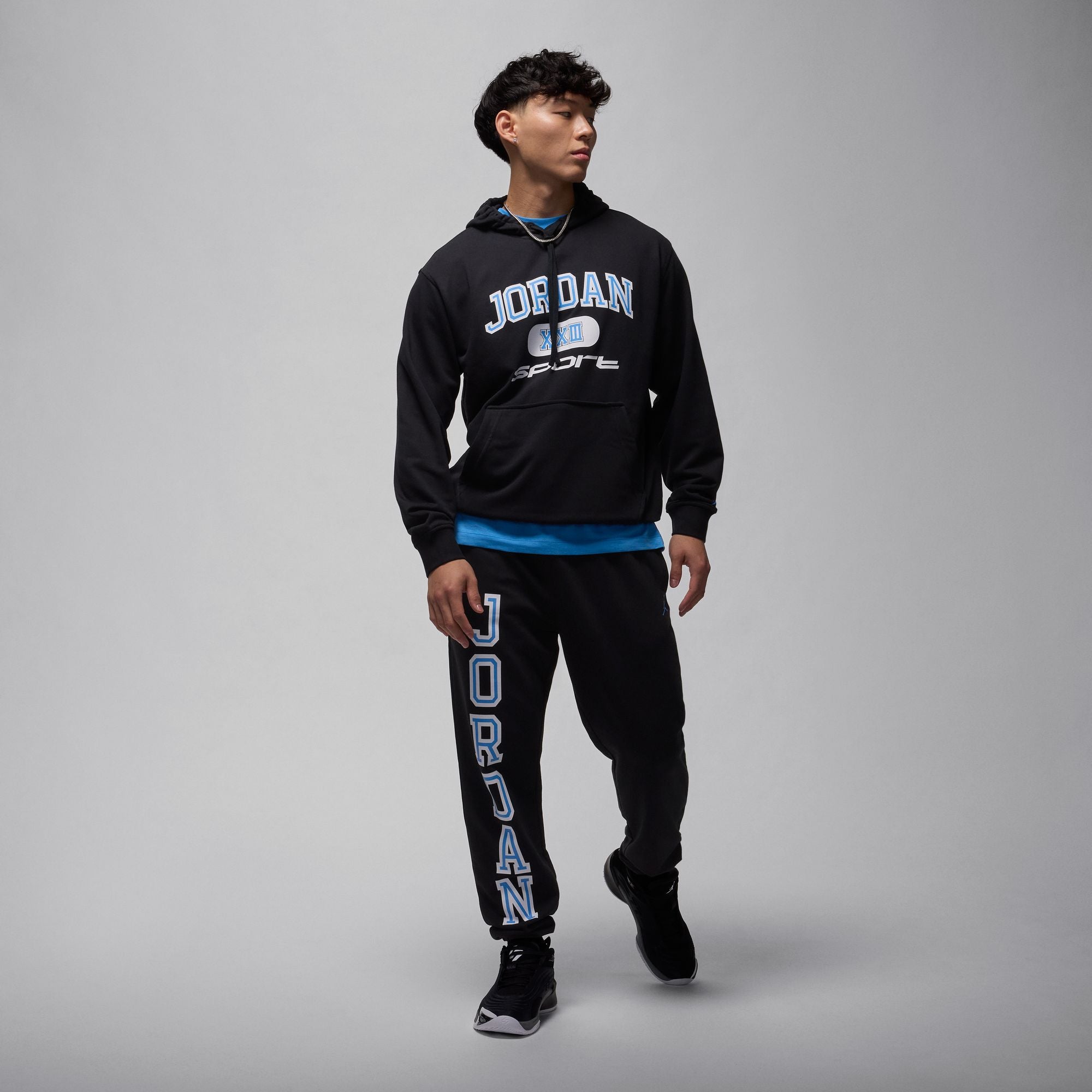 MENS JORDAN DRI-FIT SPORT CROSSOVER PULLOVER HOODIE (BLACK/LEGEND BLUE)