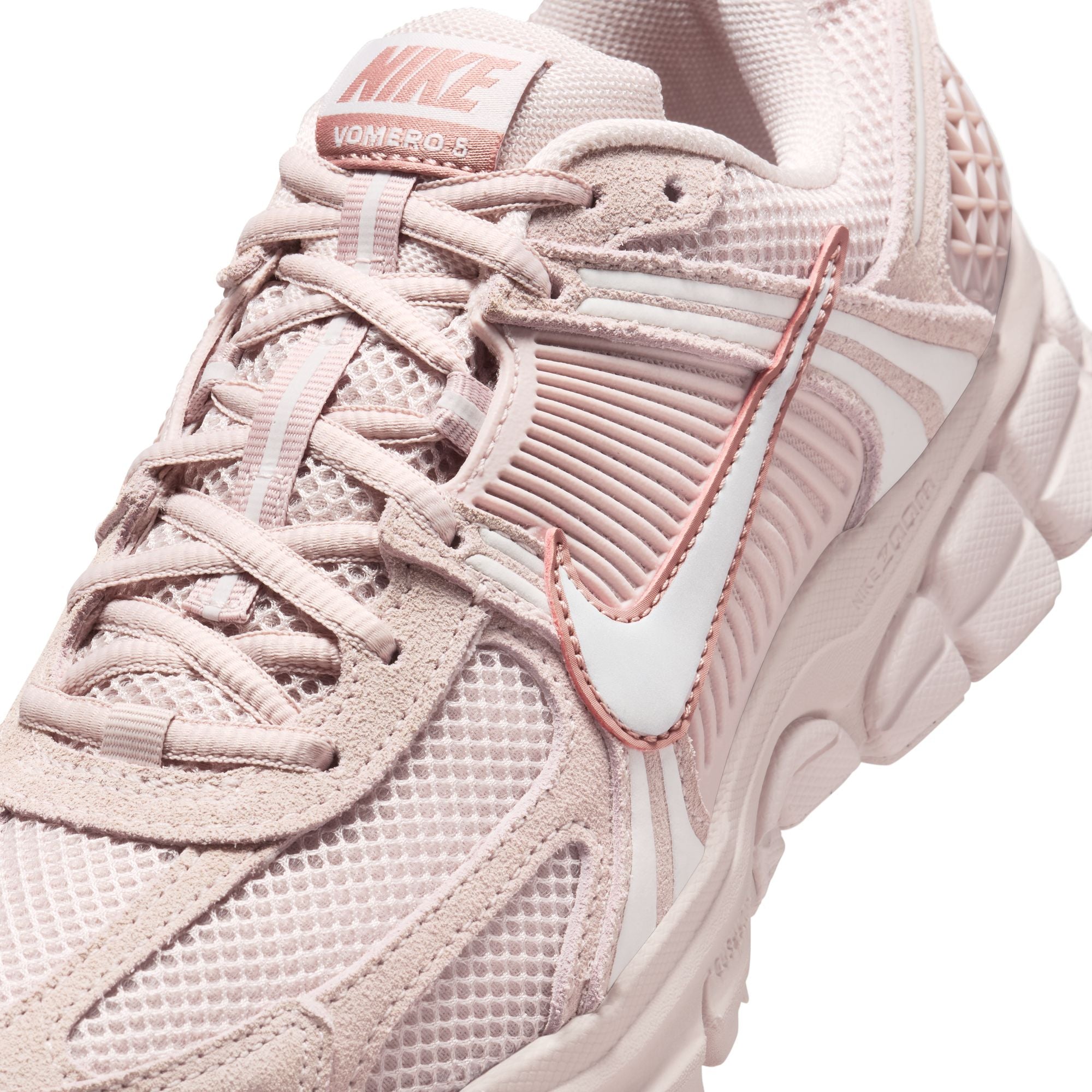 WOMENS NIKE ZOOM VOMERO 5 (SILT RED/VAST GREY/RED STARDUST)