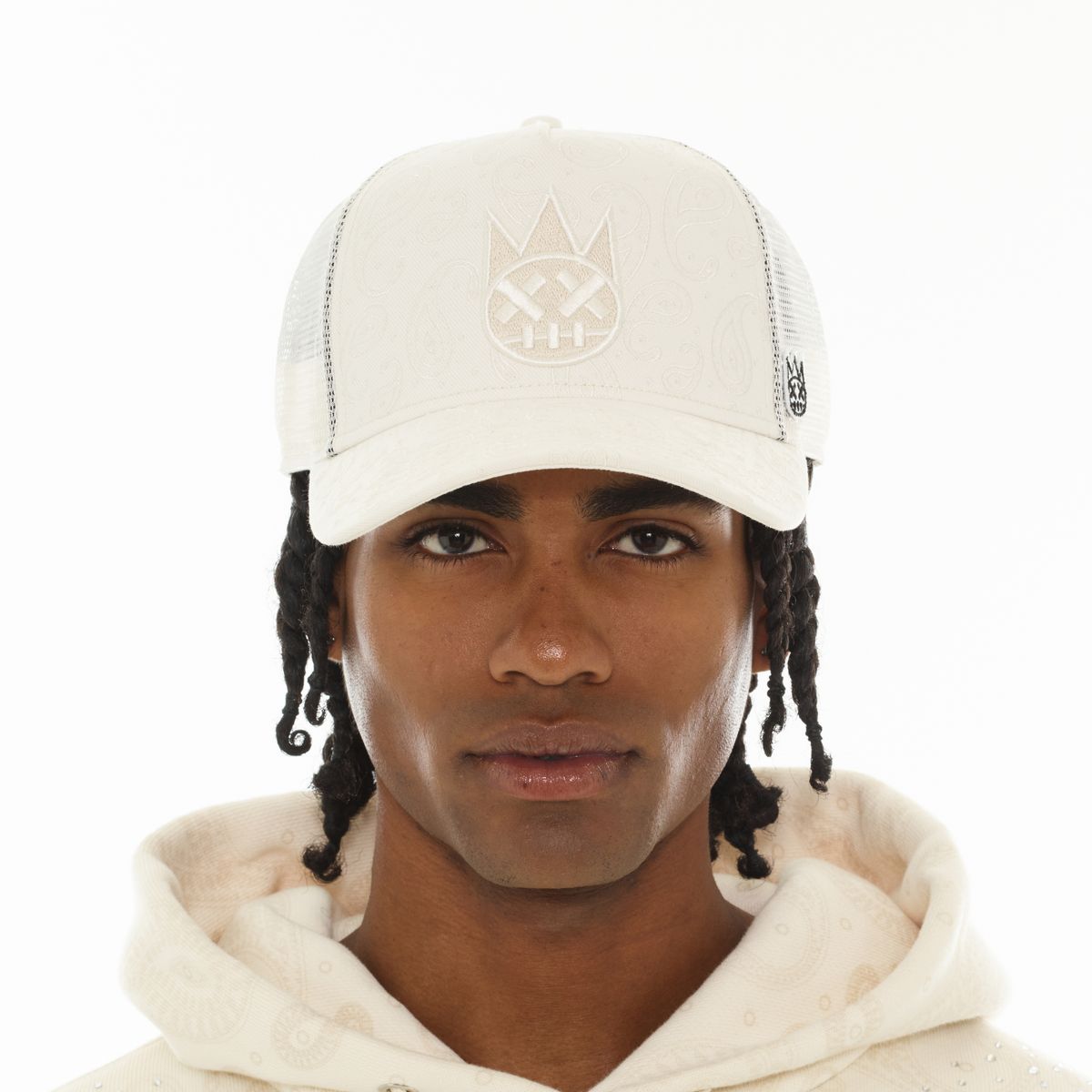 CULT MESH BACK TRUCKER HAT "PAISLEY" (WINTER WHITE)