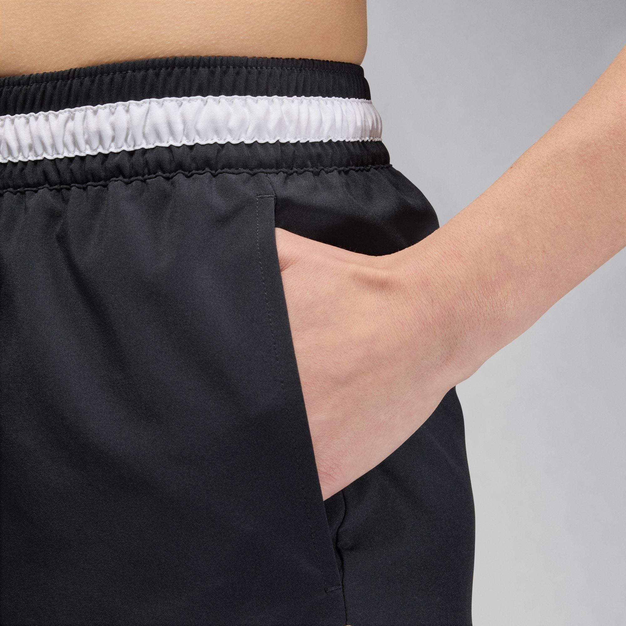 MENS DRI-FIT WOVEN DIAMOND SHORT (BLACK/WHITE)