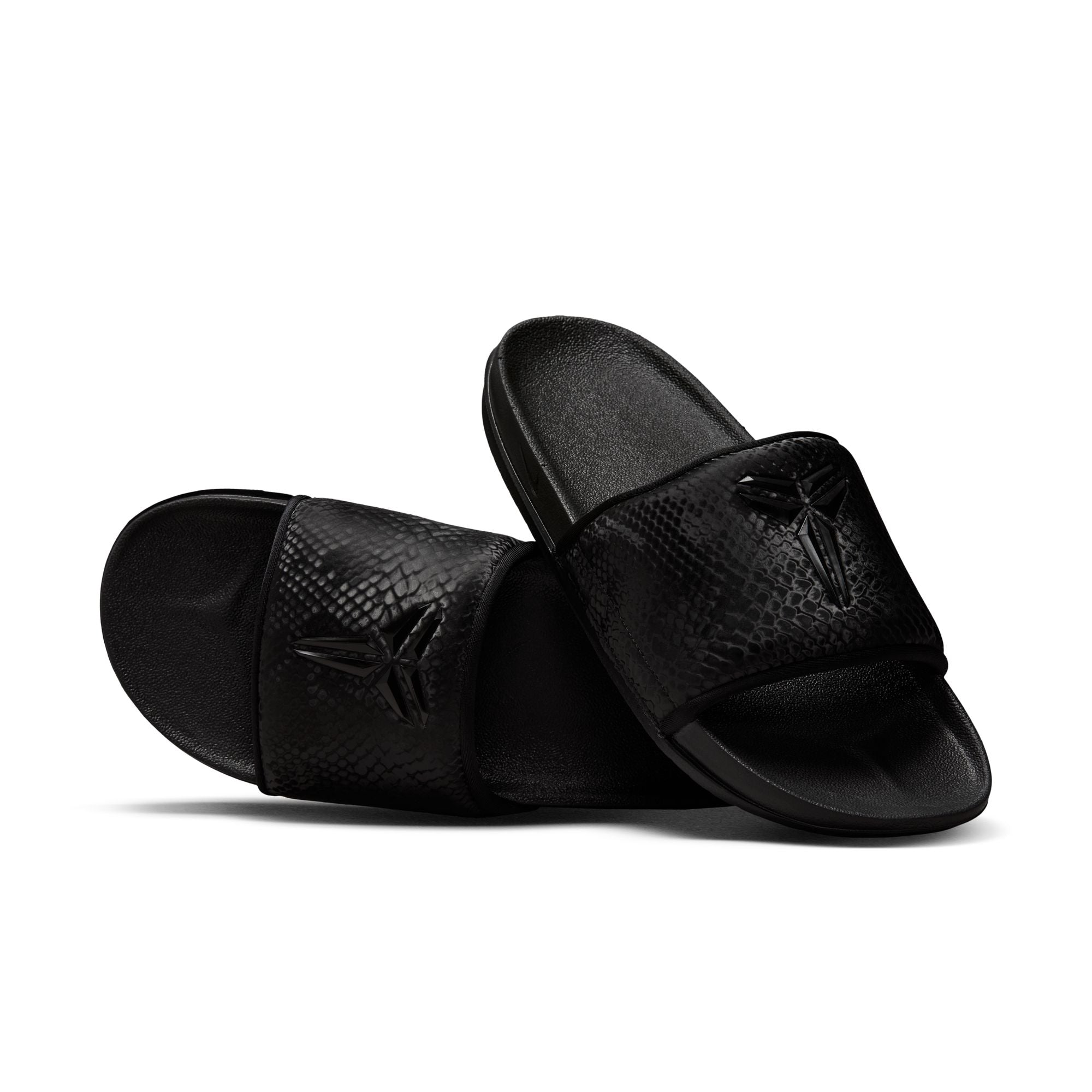 MENS NIKE KOBE OFFCOURT SLIDE (BLACK)
