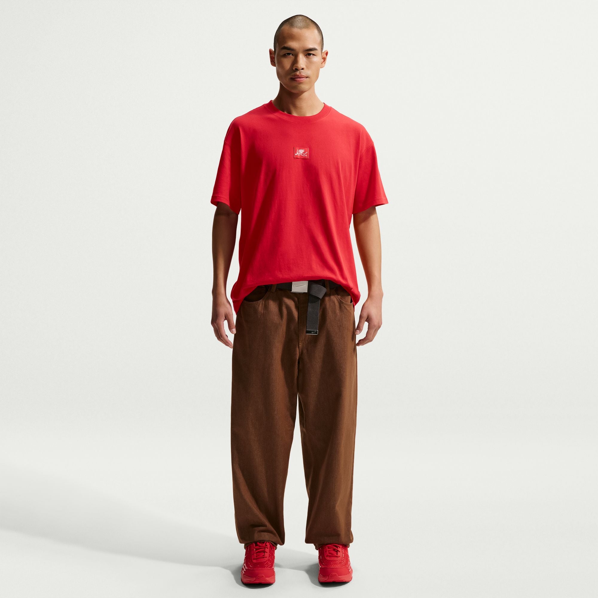MENS NIKE SPORTSWEAR LOVE IN AIR SHIRT (UNIVERSITY RED)