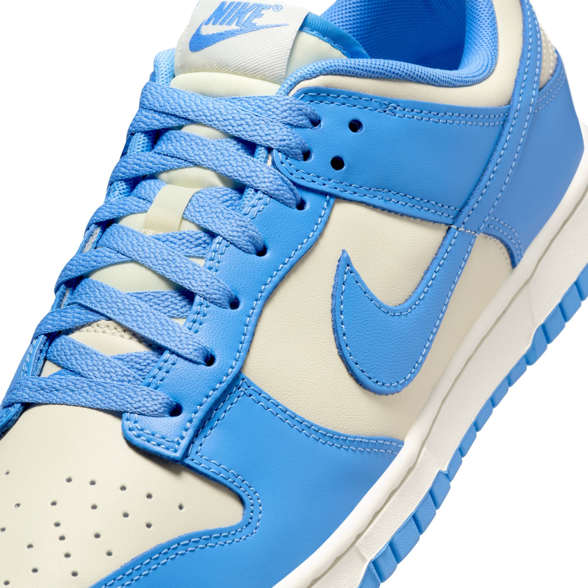 MENS NIKE DUNK LOW RETRO (COCONUT MILK/UNIVERSITY BLUE)