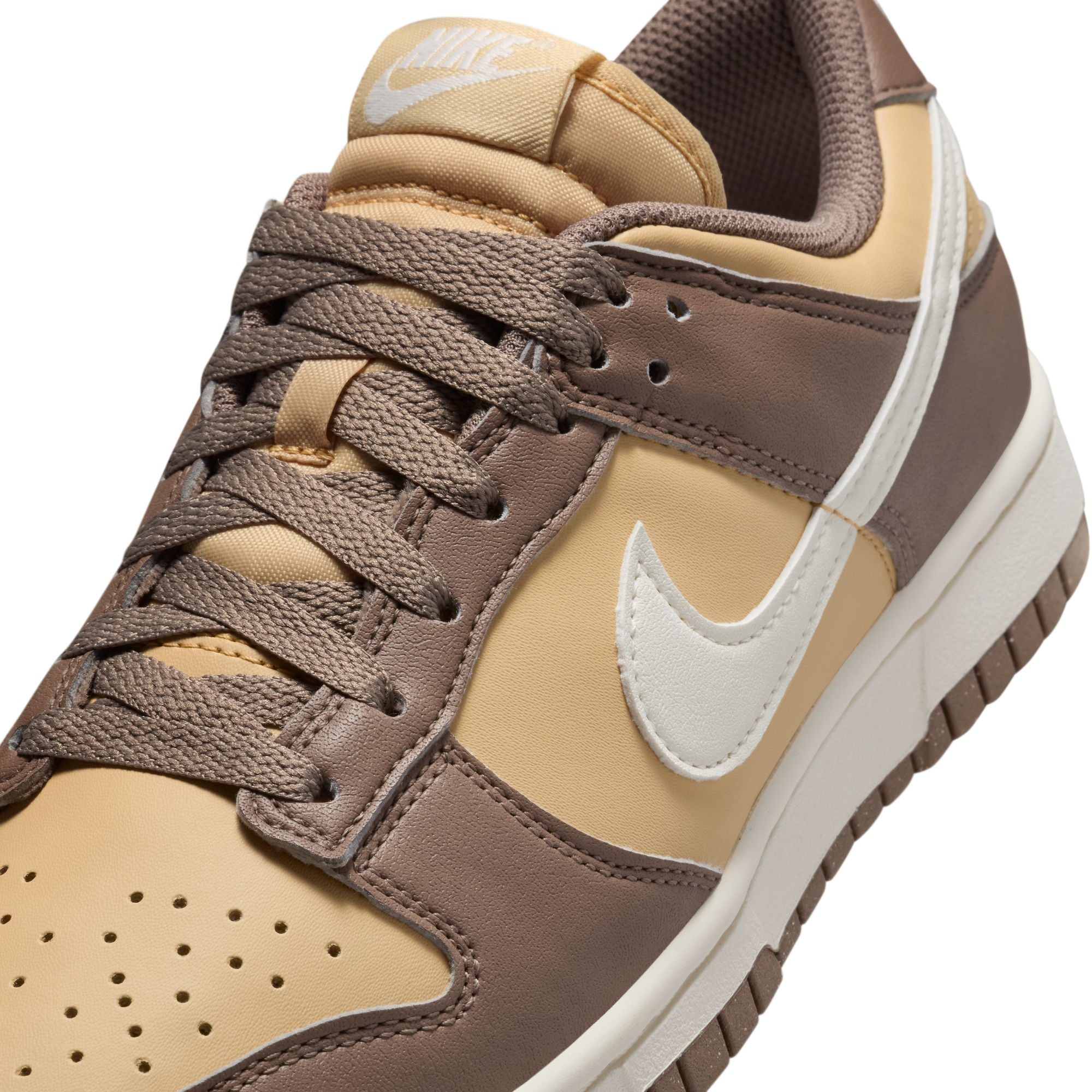 WOMENS NIKE DUNK LOW NEXT NATURE (MINK BROWN/SAIL/SESAME/COCONUT MILK)