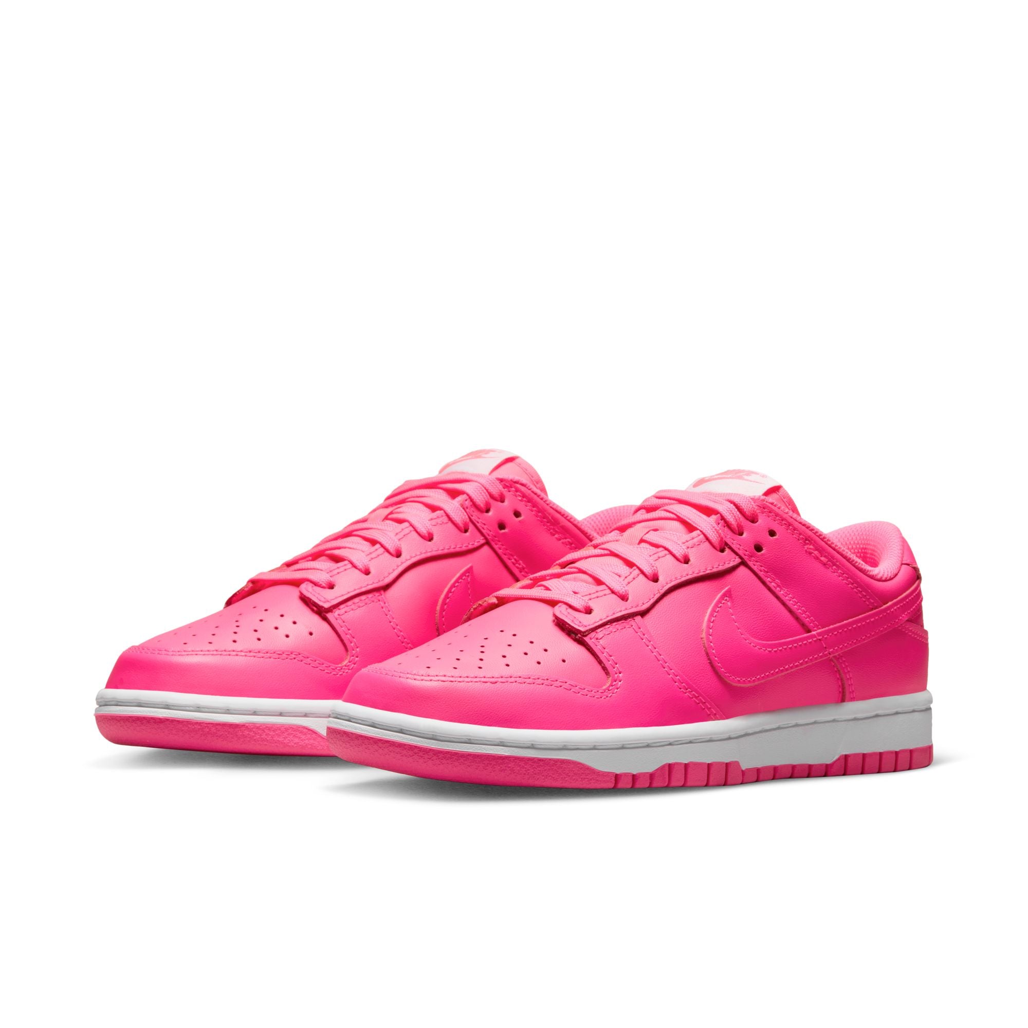 WOMENS NIKE DUNK LOW (HYPER PINK/WHITE)