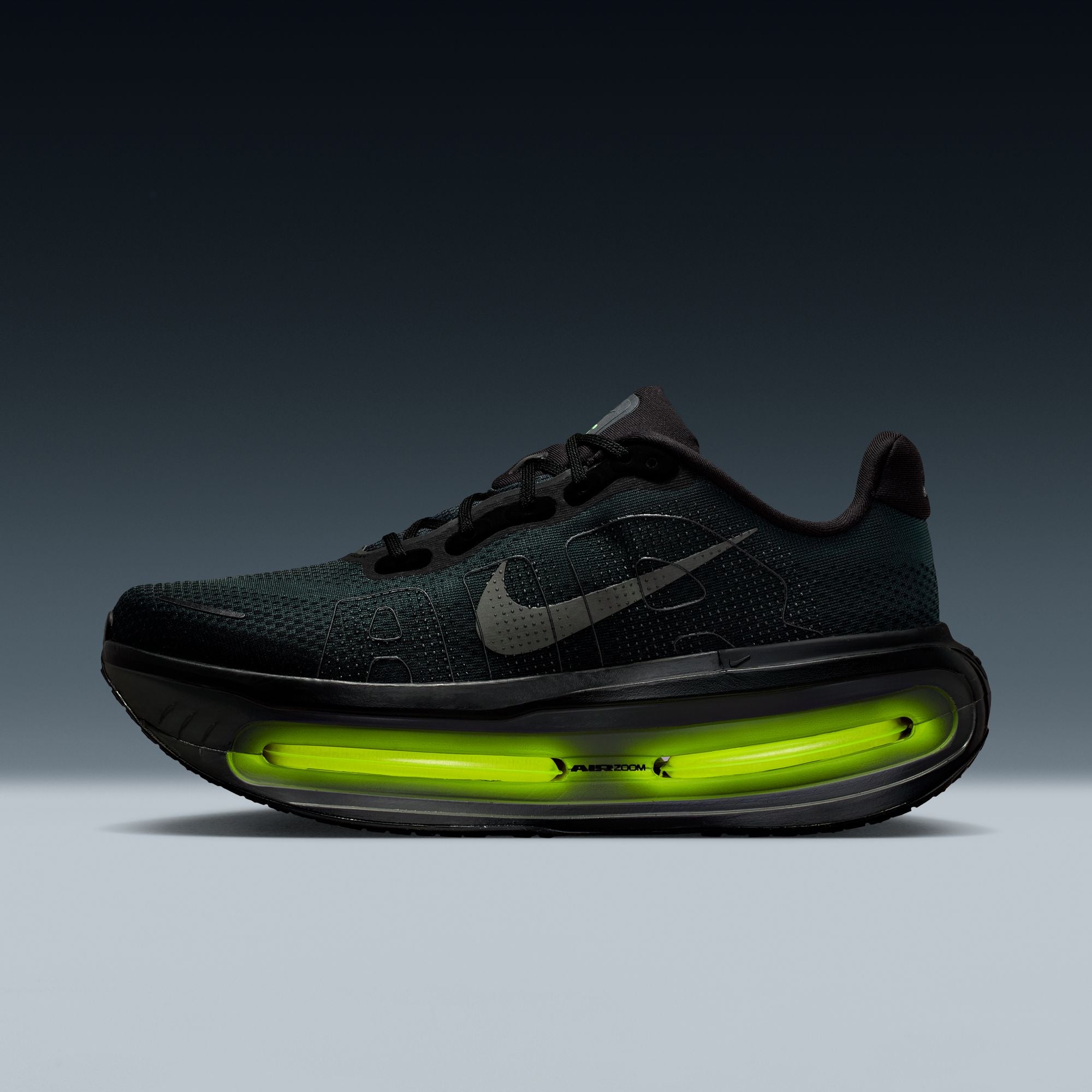 MENS NIKE VOMERO PREMIUM (BLACK/IRON GREY/ANTHRACITE/VOLT)
