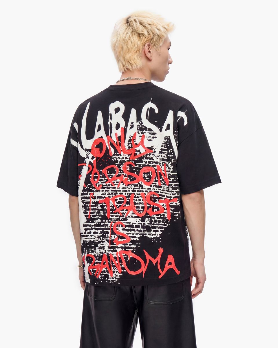 MENS VALABASAS GRANNY T-SHIRT (BLACK)