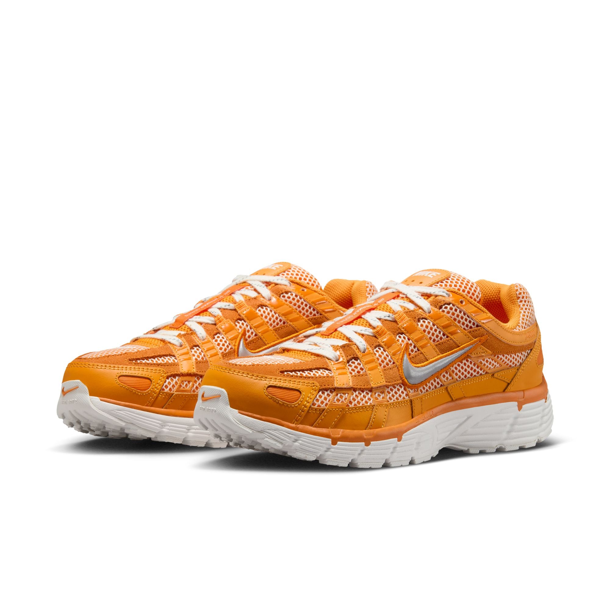 MENS NIKE P-6000 PRM (KUMQUAT/METALLIC SILVER/MAGMA ORANGE)