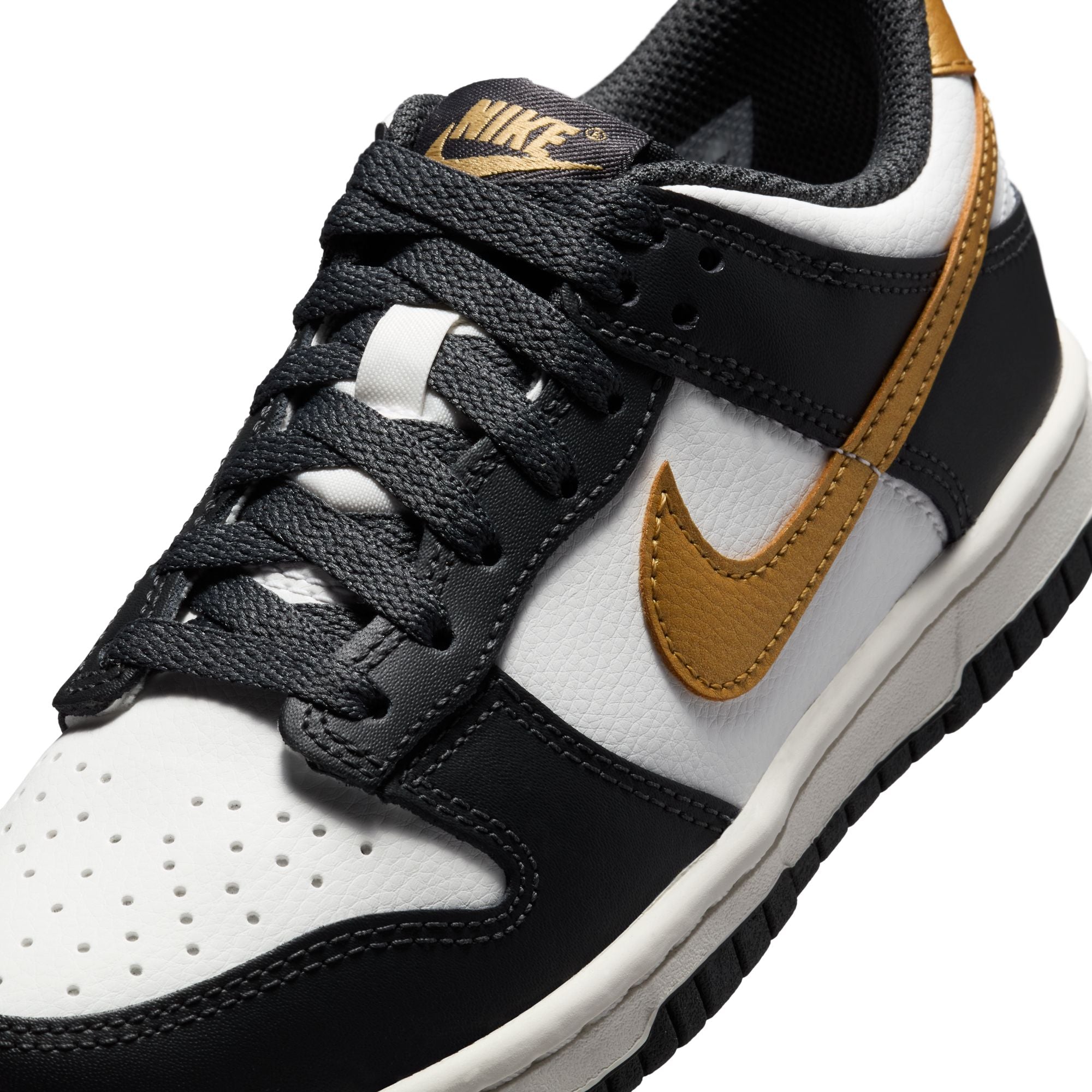 KIDS NIKE DUNK LOW GS (SUMMIT WHITE/METALLIC GOLD/ANTHRACITE)