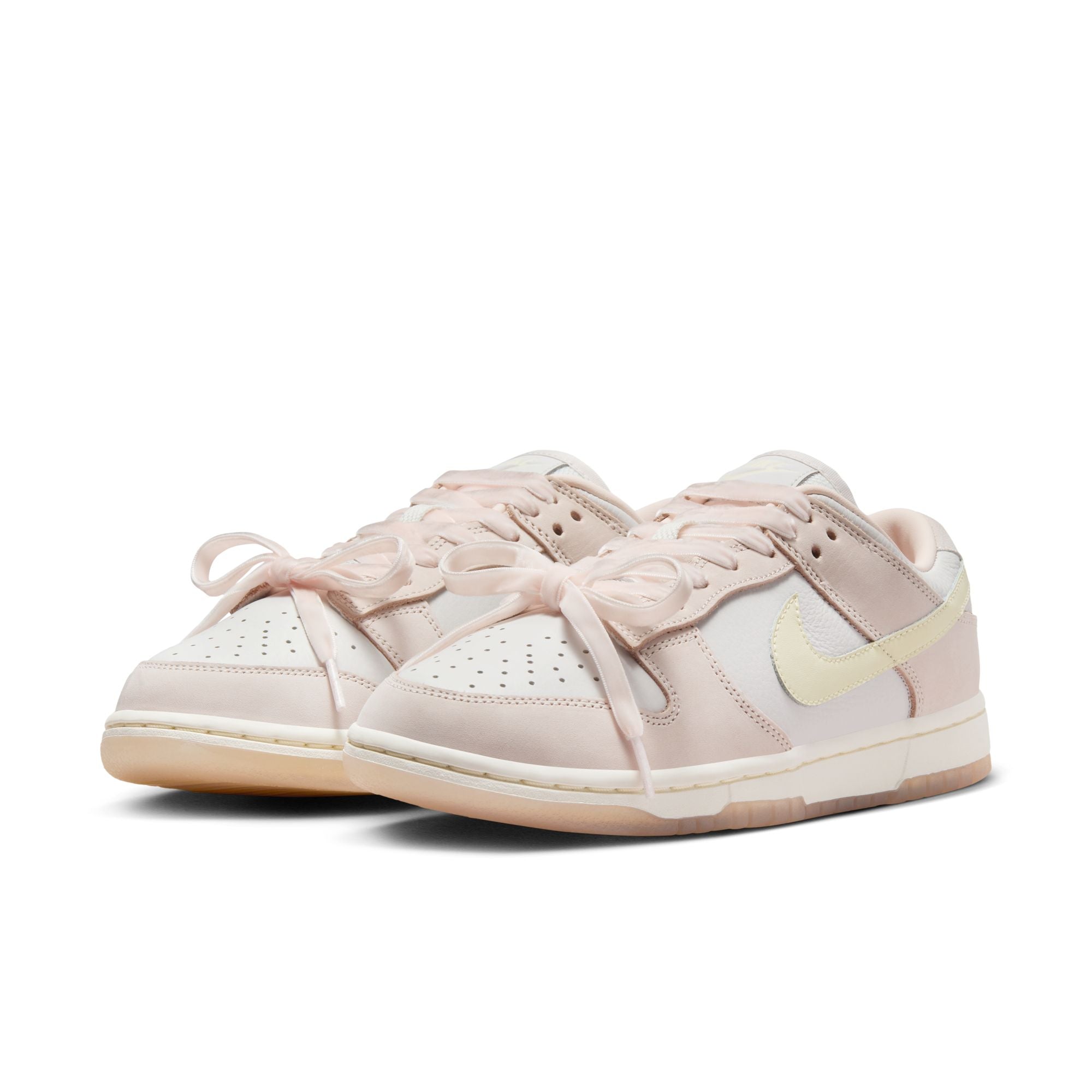 WOMENS NIKE DUNK LOW PREMIUM (LIGHT SOFT PINK)