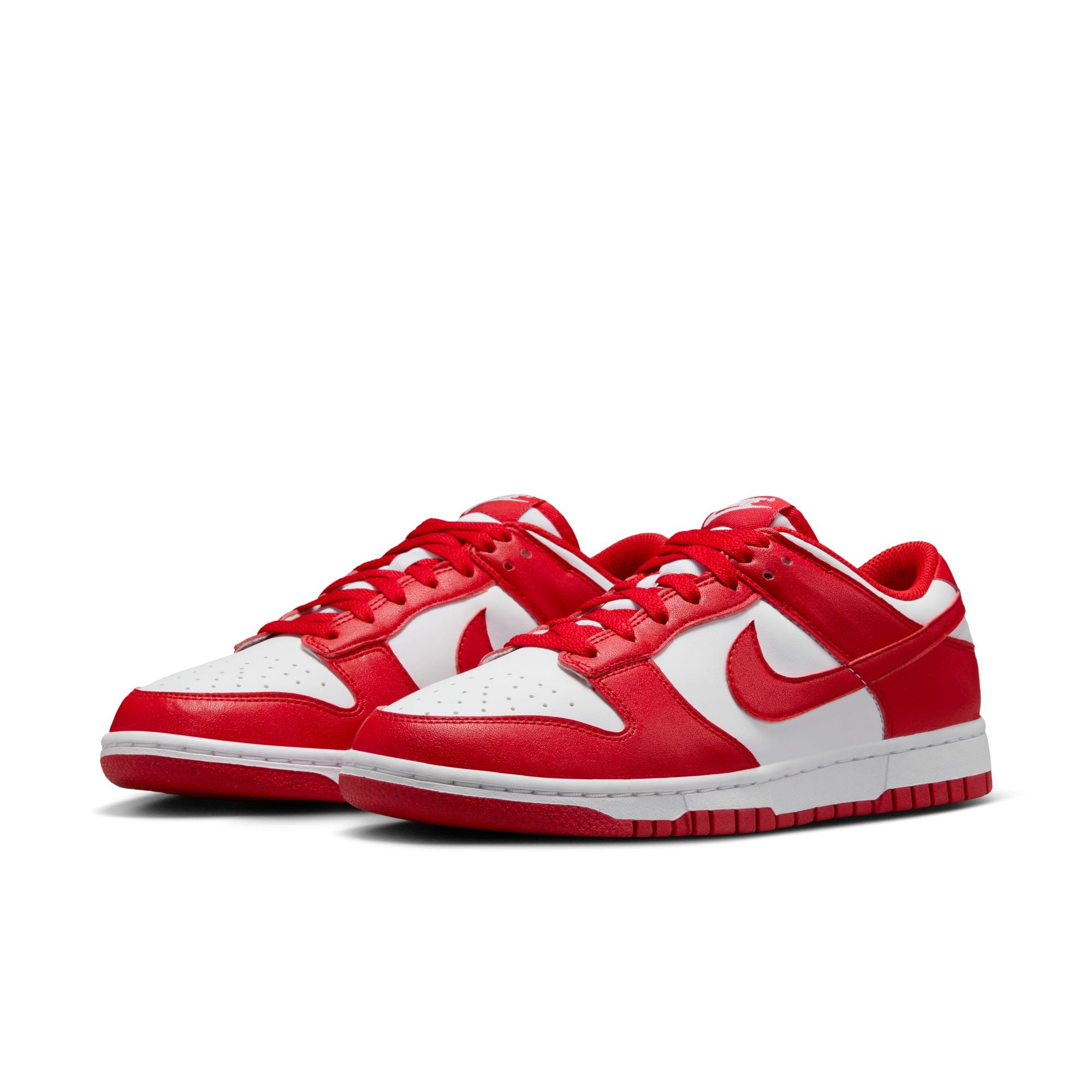 WOMENS NIKE DUNK LOW NEXT NATURE (WHITE/UNIVERSITY RED)