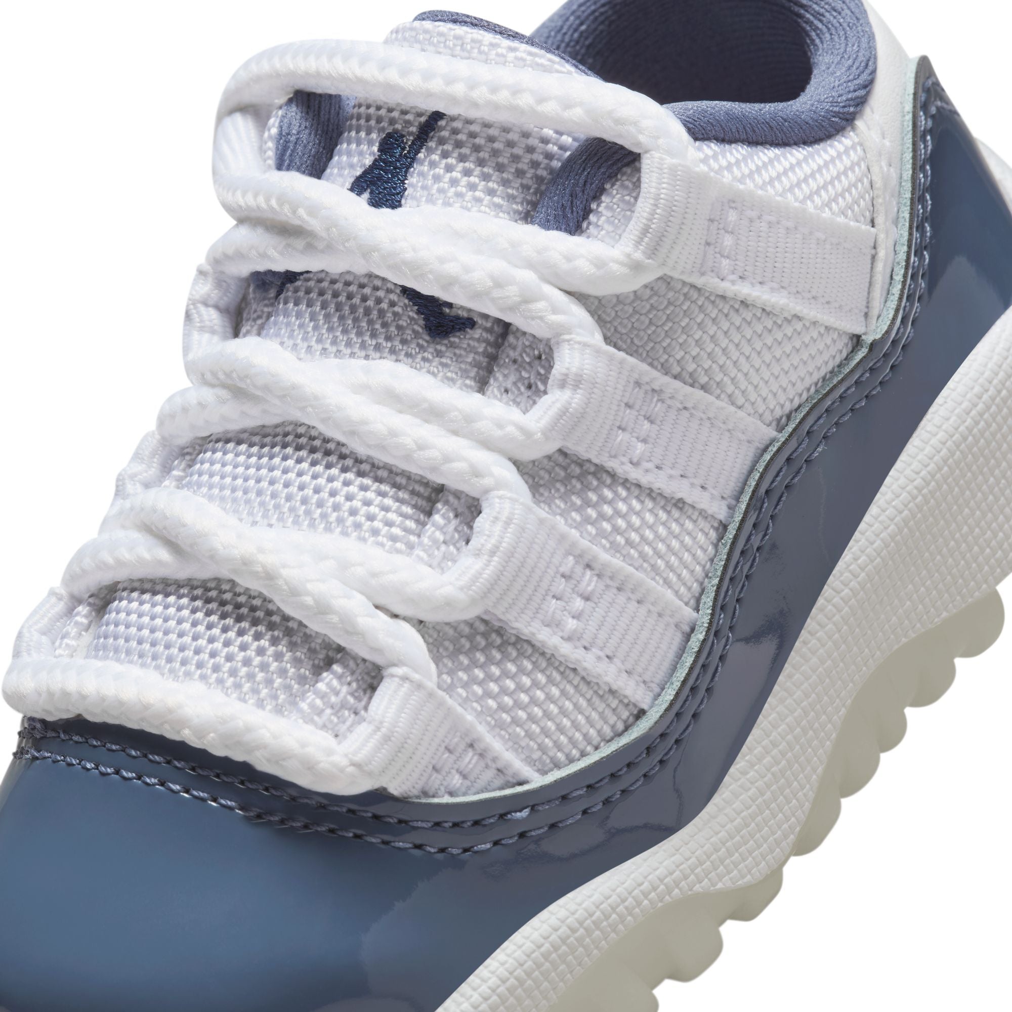 KIDS JORDAN 11 RETRO LOW TD (DIFFUSED BLUE)