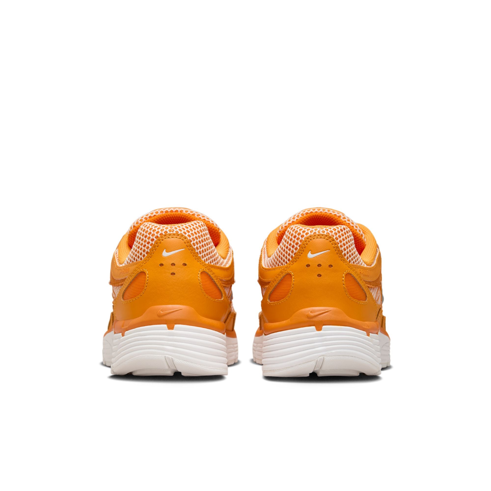 MENS NIKE P-6000 PRM (KUMQUAT/METALLIC SILVER/MAGMA ORANGE)