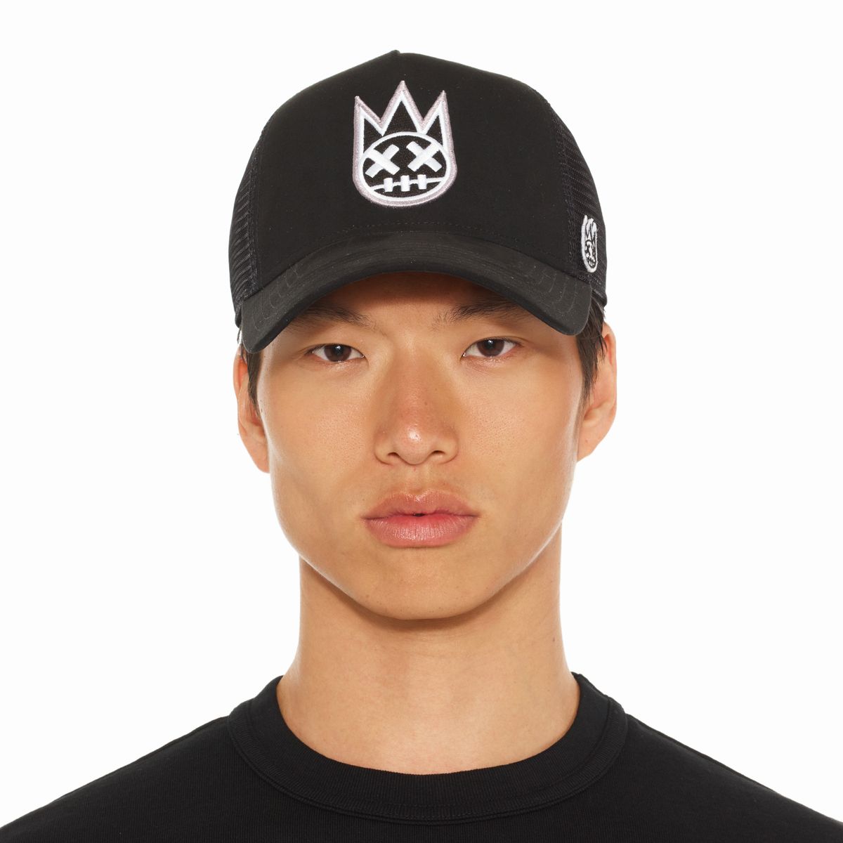 CULT CLEAN LOGO MESH BACK TRUCKER HAT (BLACK)