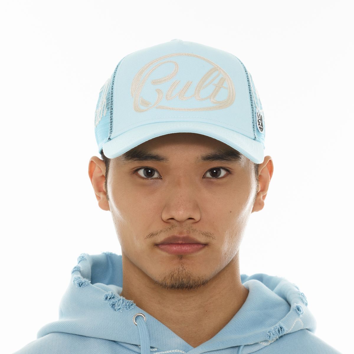 CULT MESH BACK TRUCKER HAT "COMMUNITY" (BLUE GLOW)