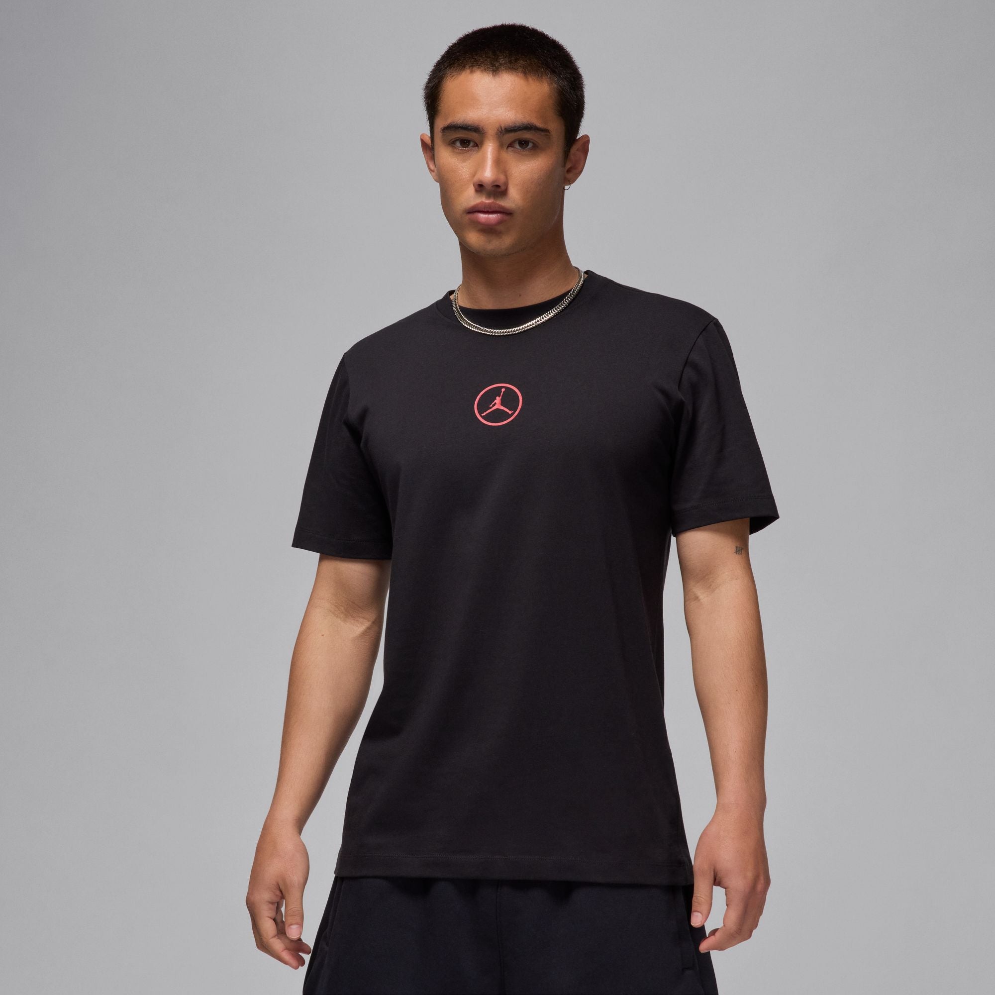 MENS JORDAN FLIGHT ESSENTIAL JM T-SHIRT (BLACK/VARSITY RED)