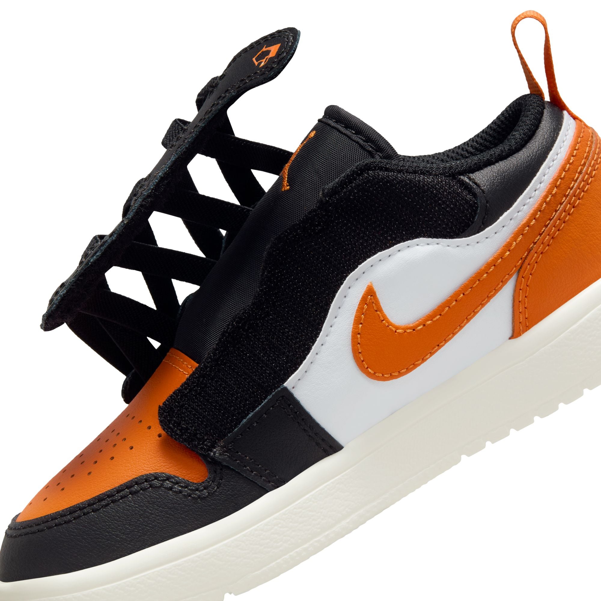KIDS JORDAN 1 LOW ALT PS (BLACK/STARFISH/WHITE/SAIL)