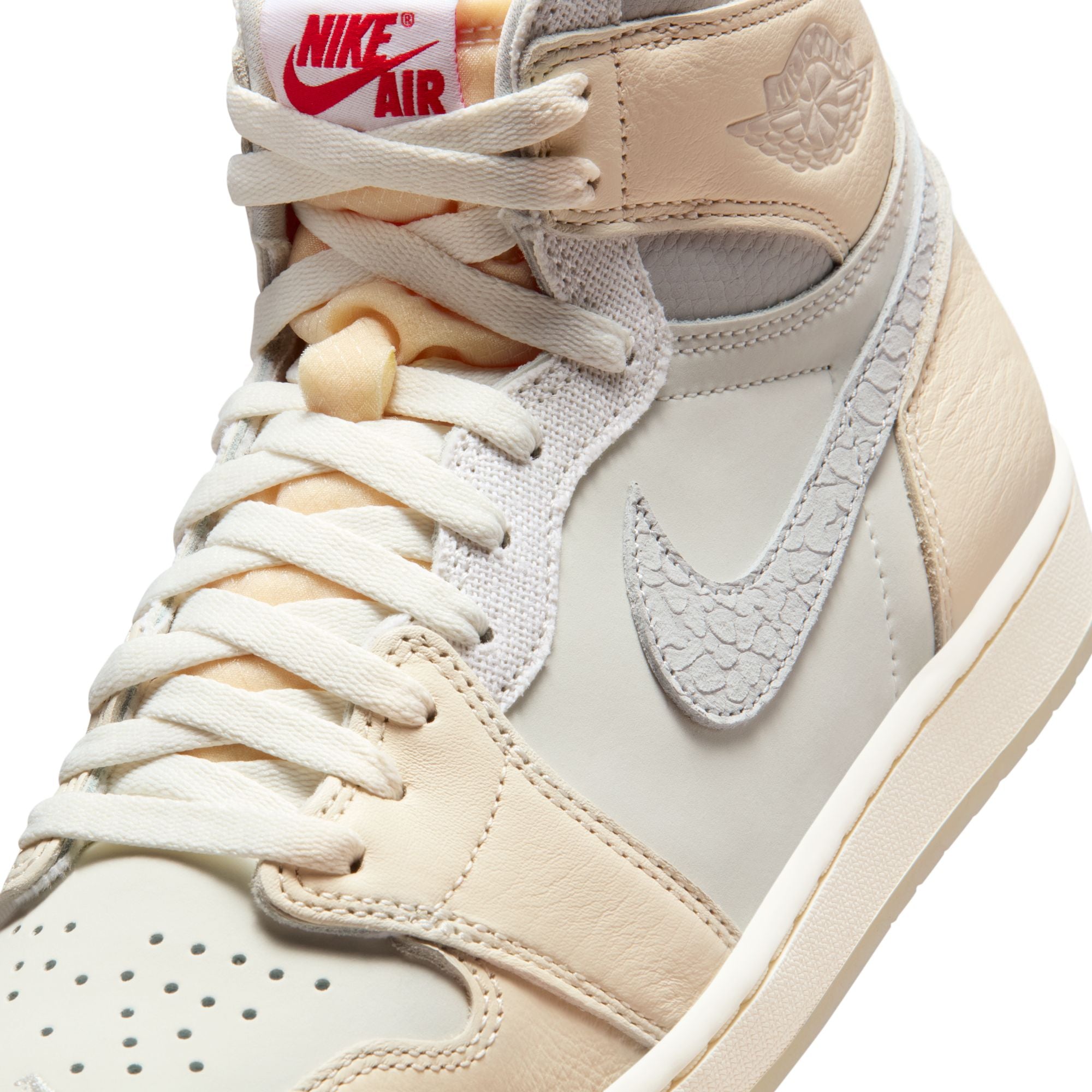MENS AIR JORDAN 1 RETRO HIGH OG (SAIL UNIVERSITY RED)