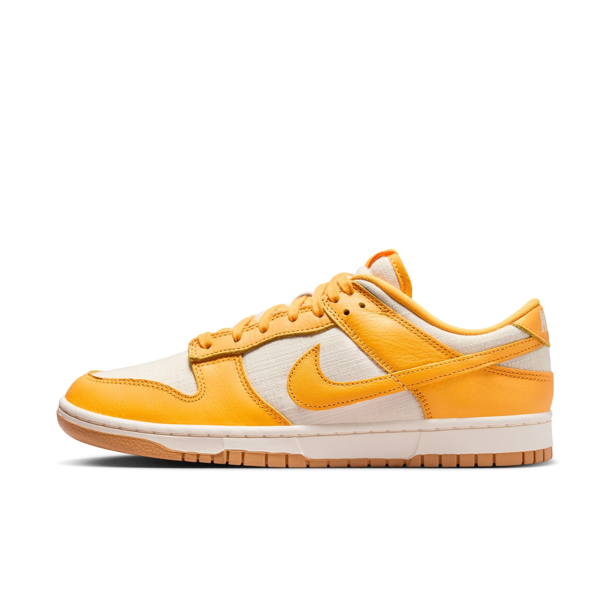 MENS NIKE DUNK LOW PREMIUM (UNIVERSITY GOLD)