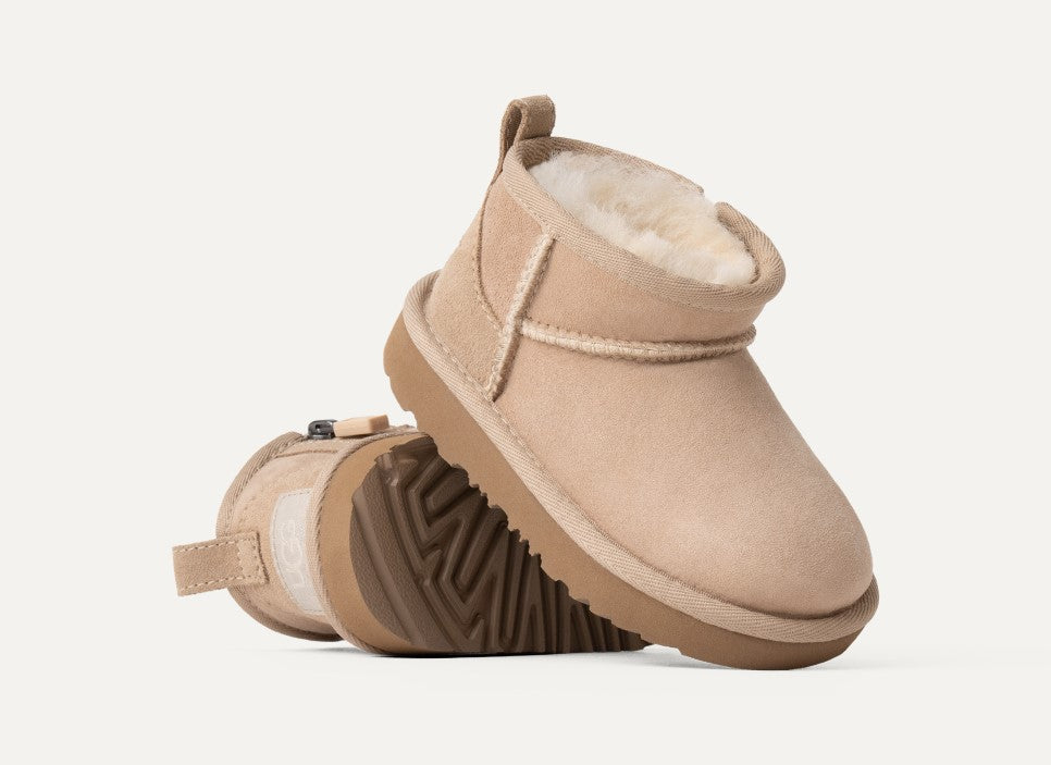 TODDLERS UGG CLASSIC ULTRA MINI (SAND)