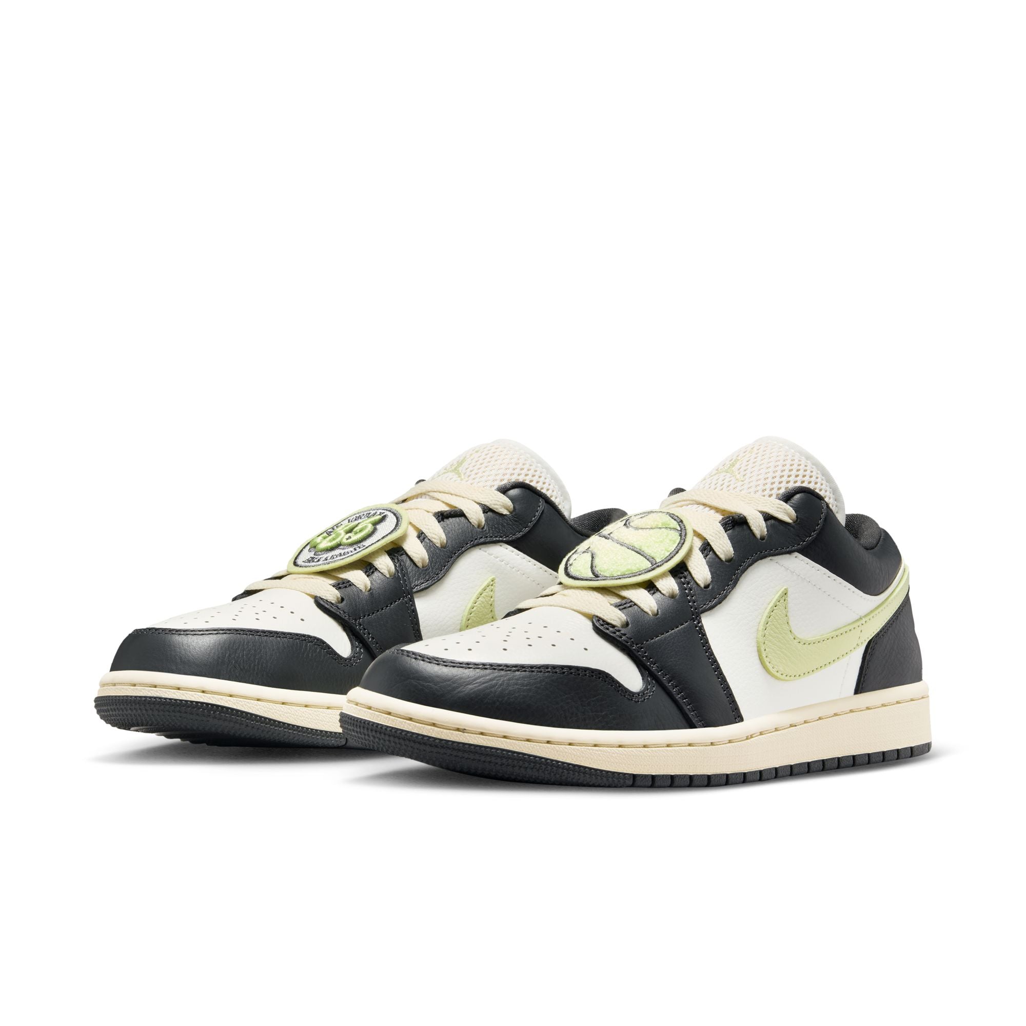 WOMENS AIR JORDAN 1 LOW SE (FALL LEAGUE)