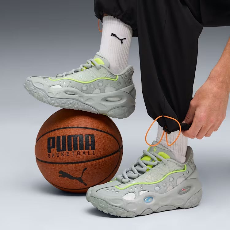 MENS PUMA LA FRANCE RNNR (FLAT LIGHT GRAY-SUNSET GLOW-YELLOW ALERT)