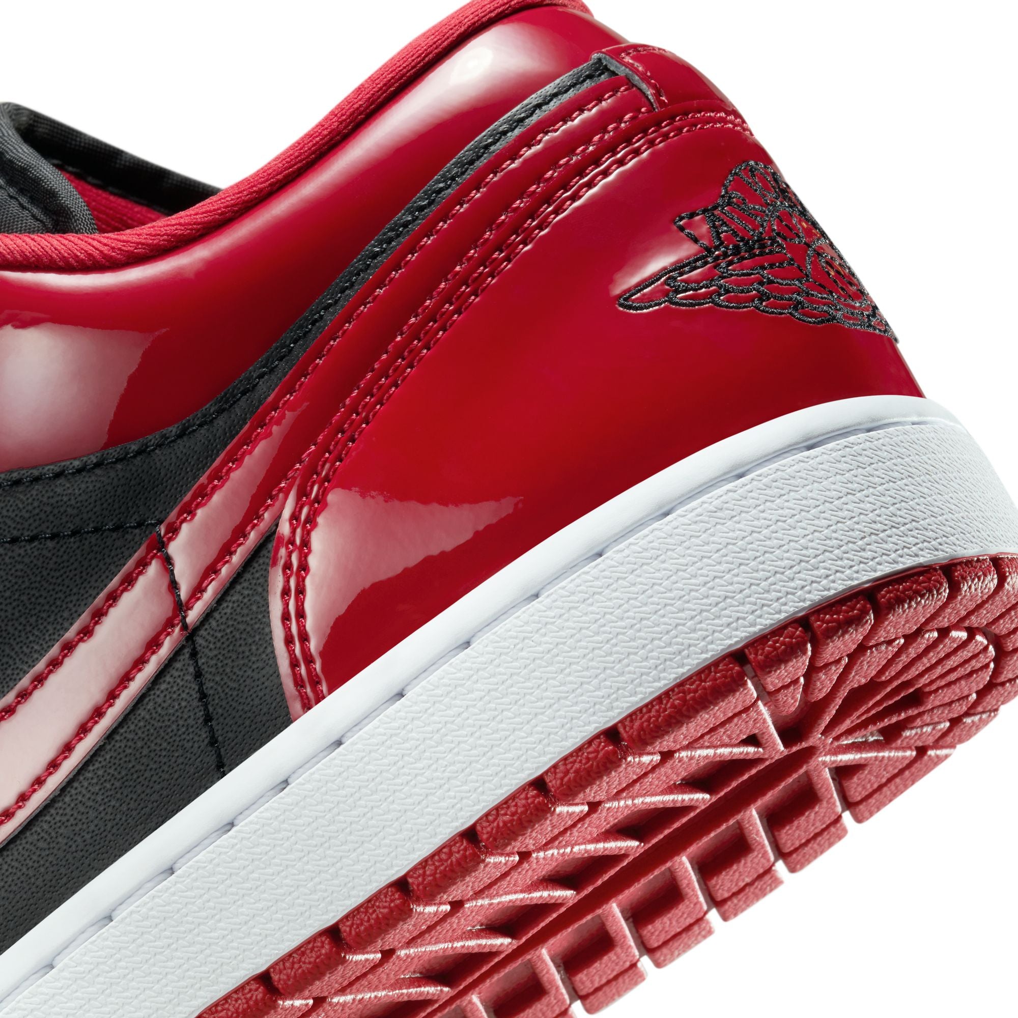 MENS AIR JORDAN 1 LOW SE (BLACK/VARSITY RED/WHITE)