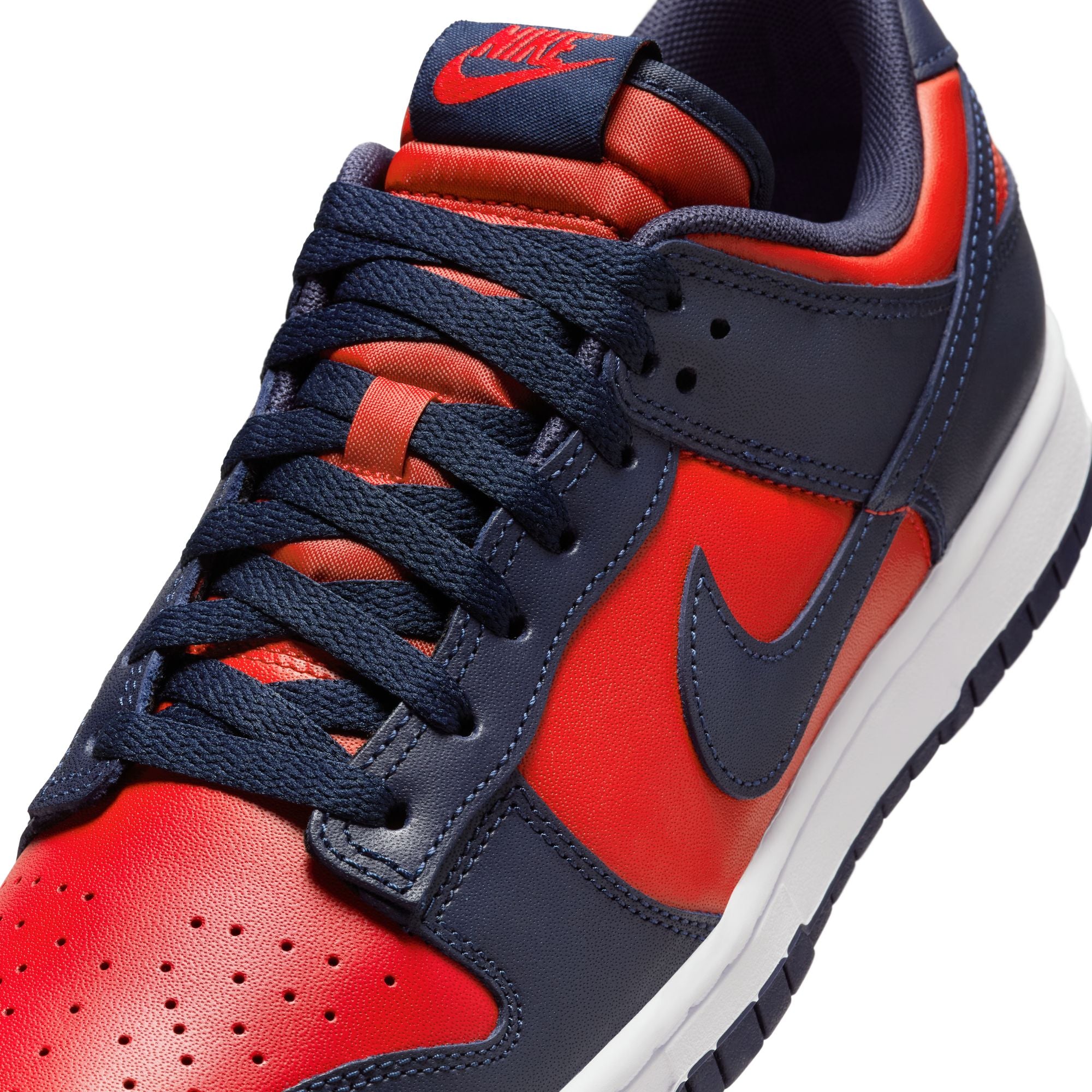 MENS NIKE DUNK LOW RETRO (CITY ATTACK)