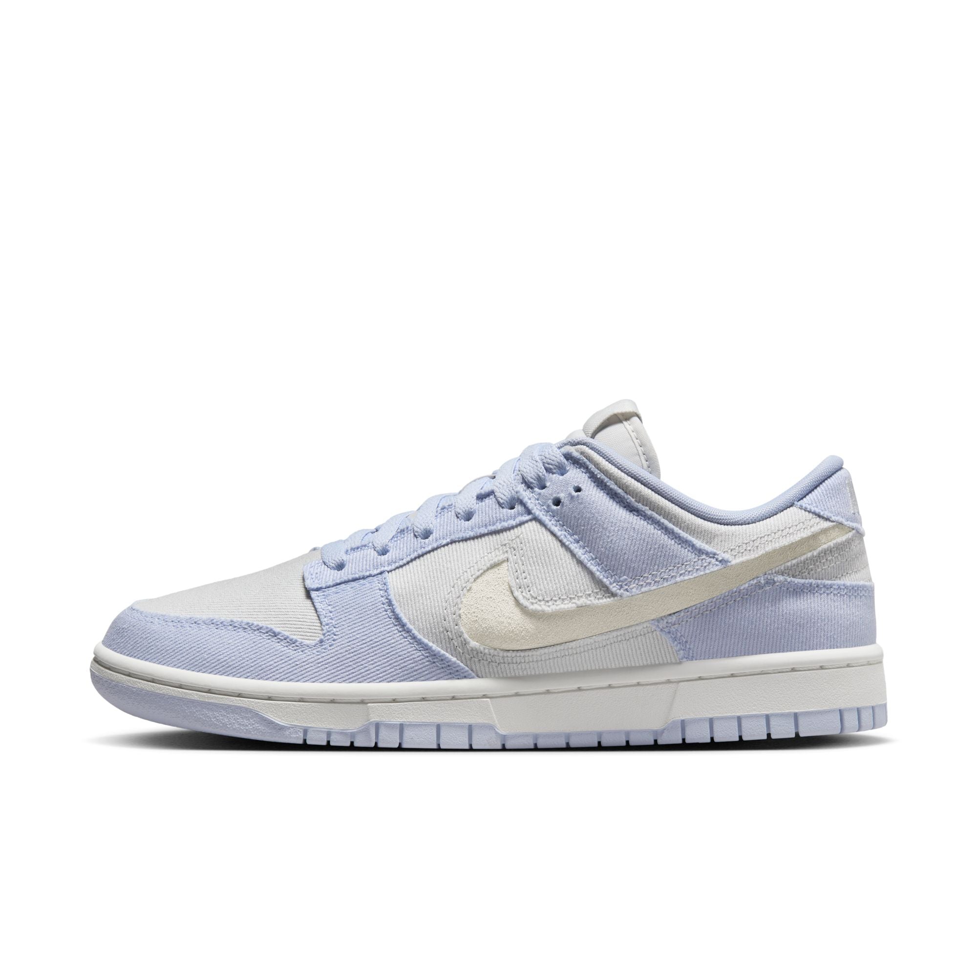 WOMENS NIKE DUNK LOW (GHOST/SUMMIT WHITE/PLATINUM TINT)