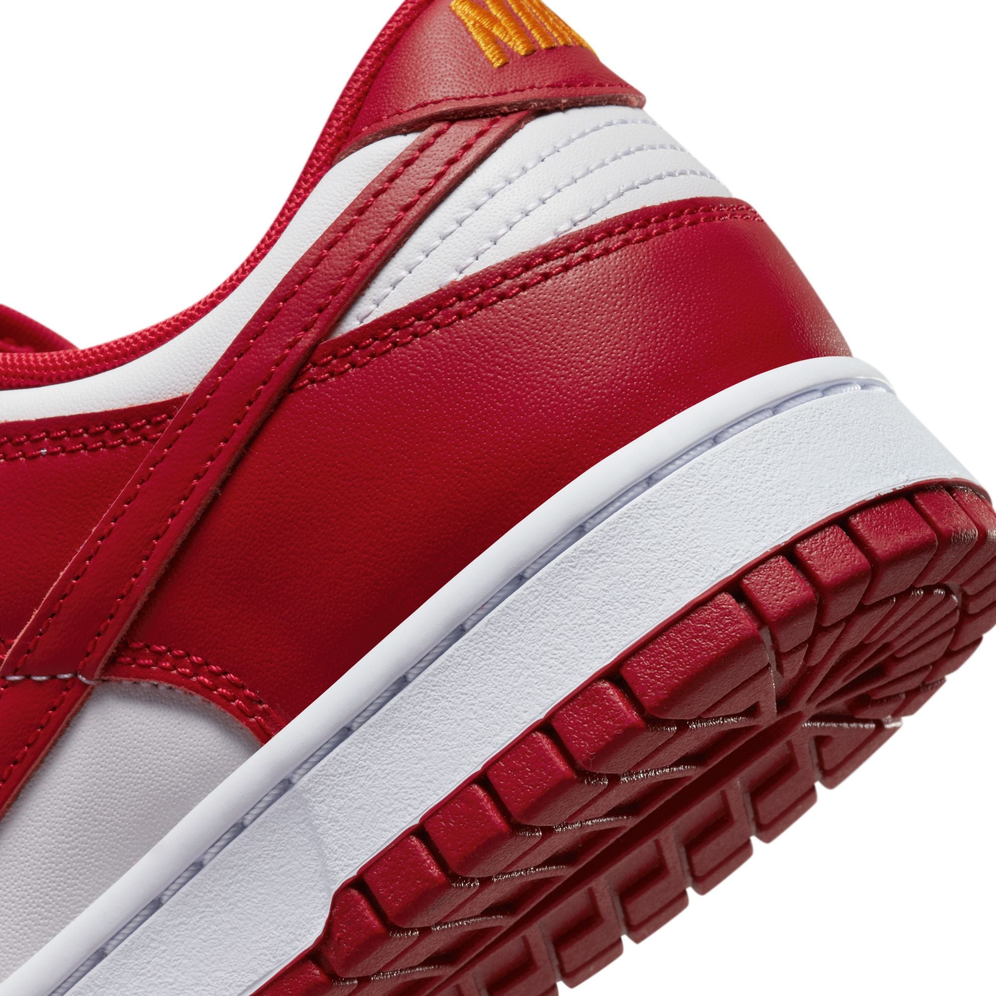 MENS NIKE DUNK LOW RETRO (GYM RED)