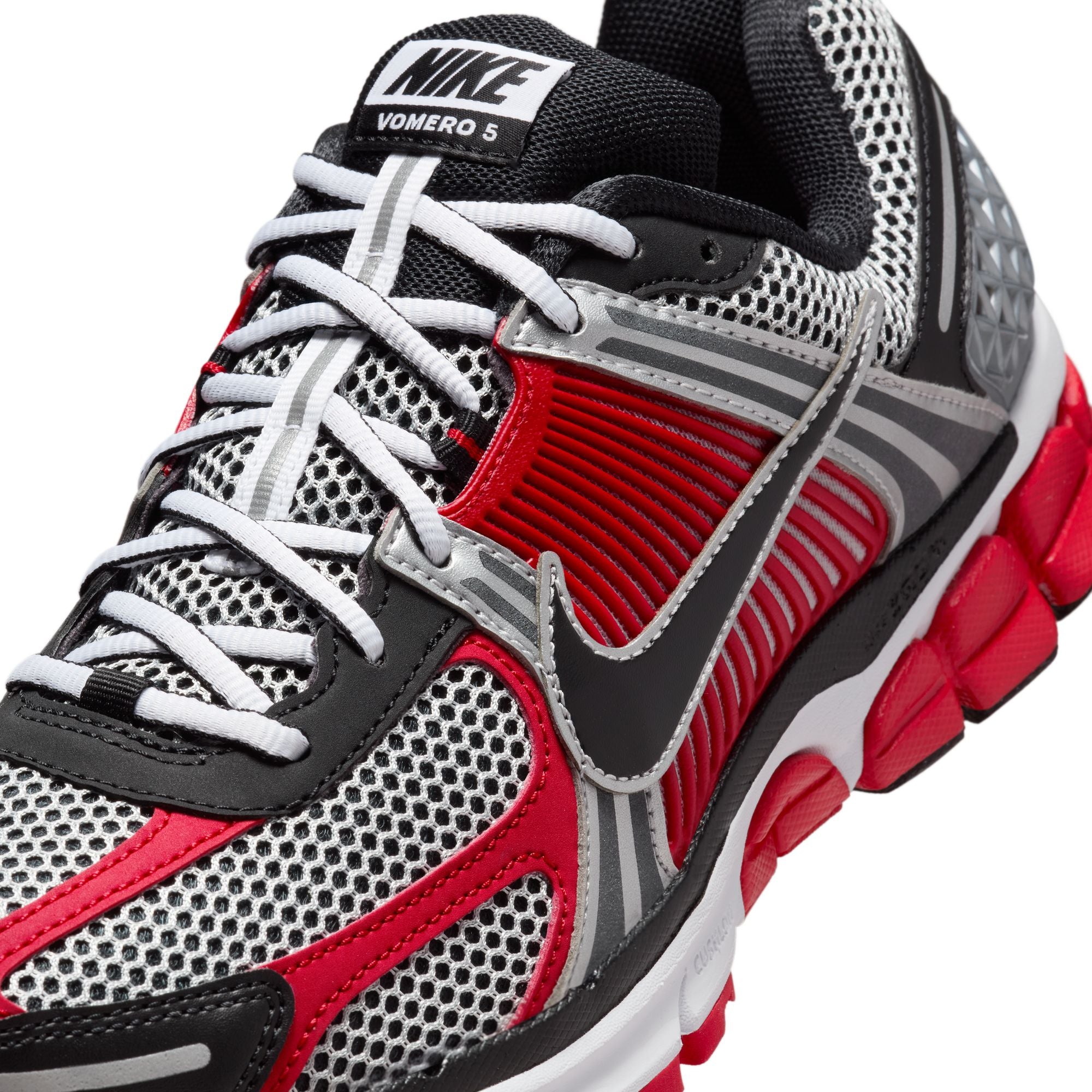 MENS NIKE ZOOM VOMERO 5 (METALLIC SILVER/BLACK/UNIVERSITY RED)