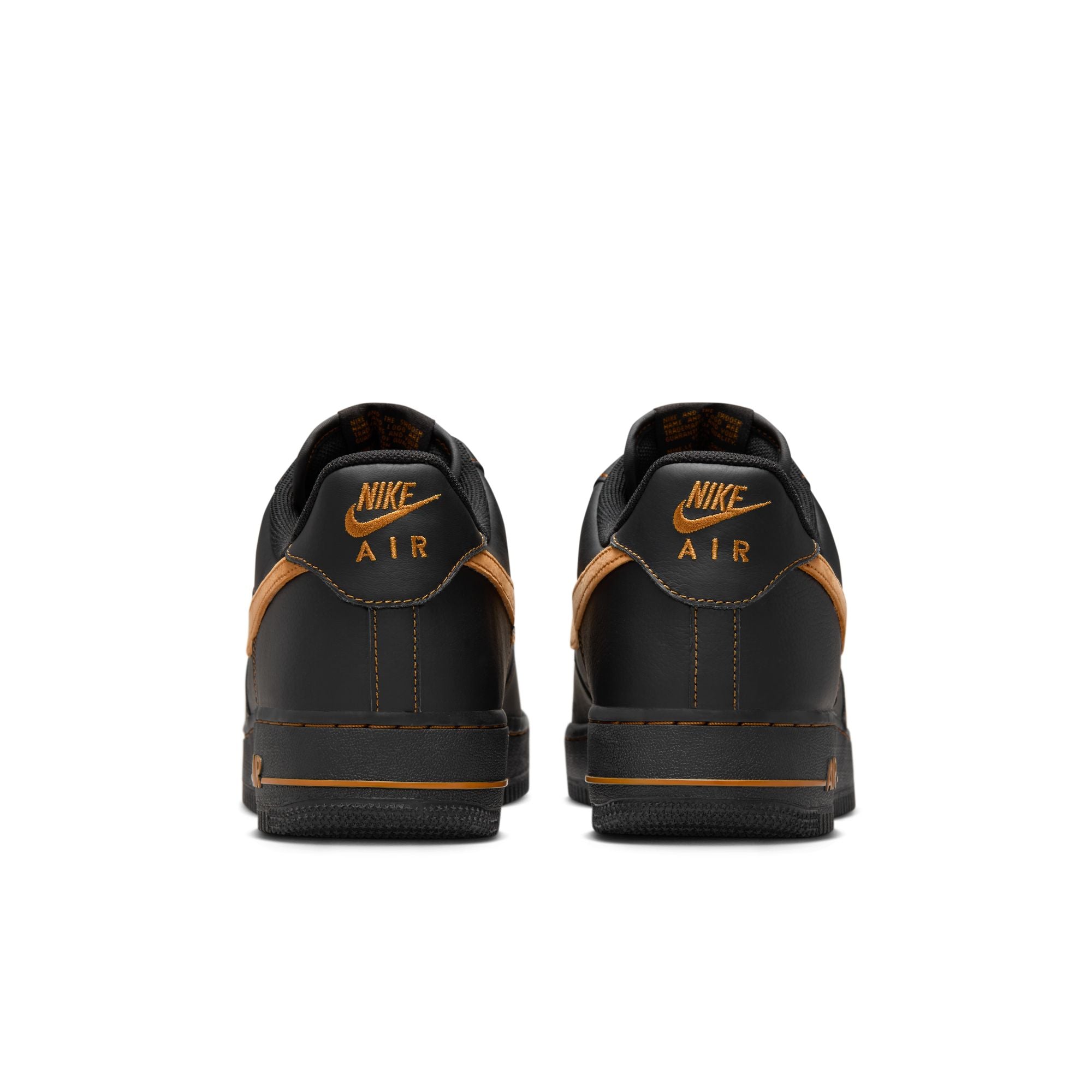 国内配送 NIKE AIR FORCE 1 '07 LV8 BLACK/DESERT OCHRE Nike Air Force 1 '07 LV8 Metallic Swoosh Pack - Black for