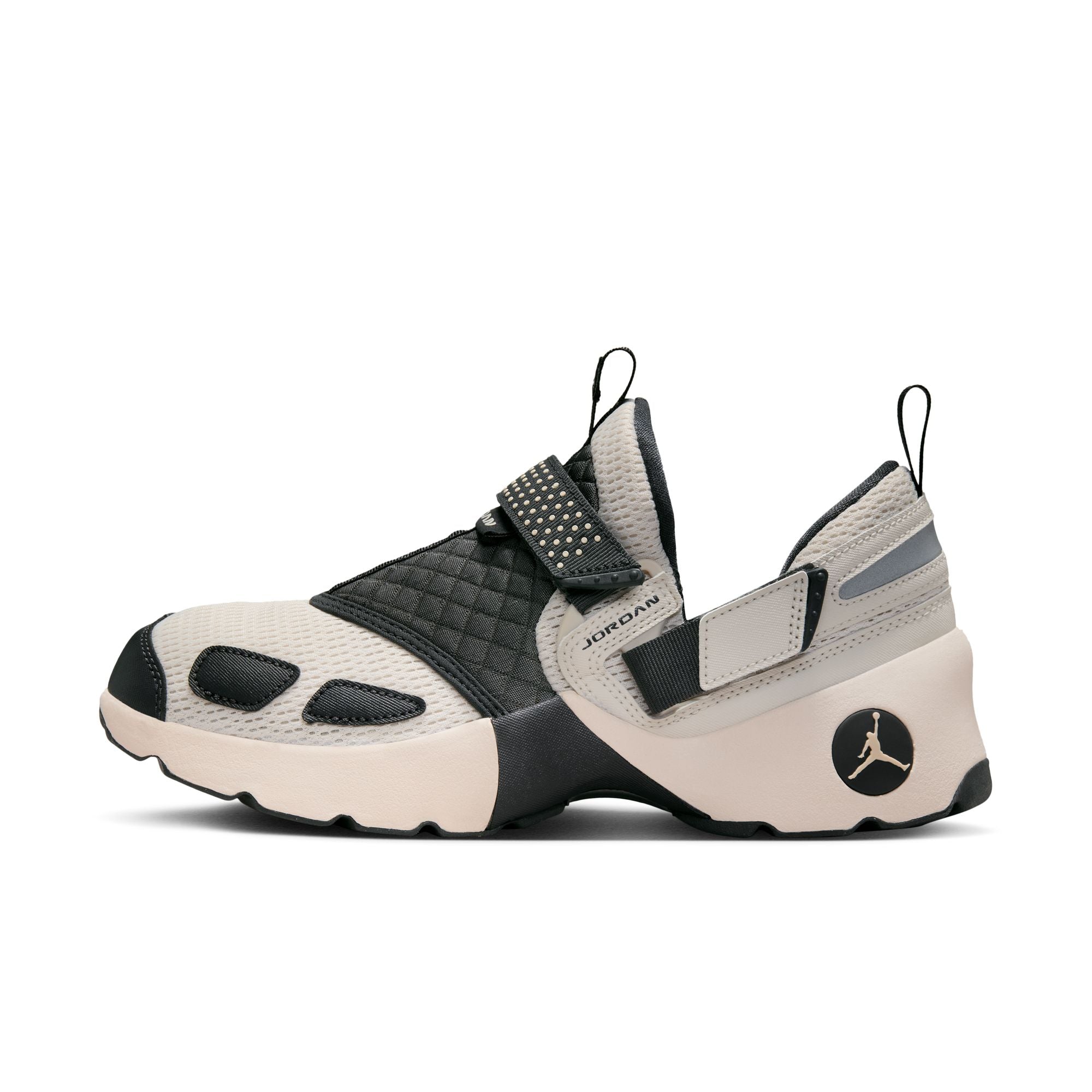 WOMENS JORDAN TRUNNER LX (LT OREWOOD BRN/ANTHRACITE)
