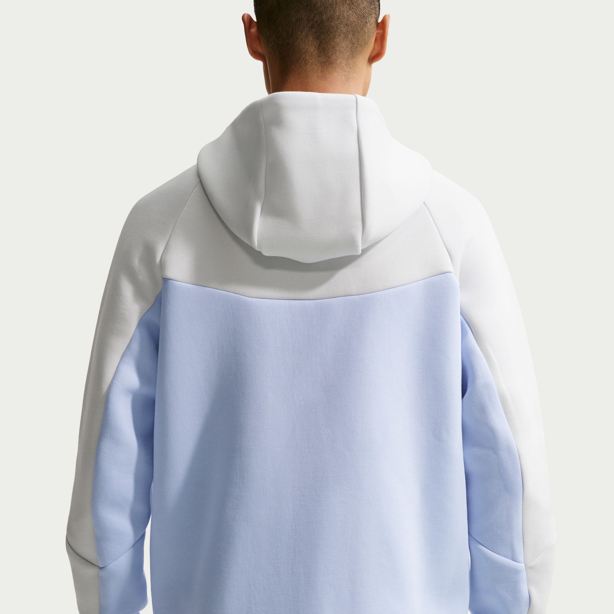 MENS NIKE TECH FLEECE FULL-ZIP WINDRUNNER AMD WARMUP (OFF WHITE/HYDROGEN BLUE/BRIGHT VIOLET)