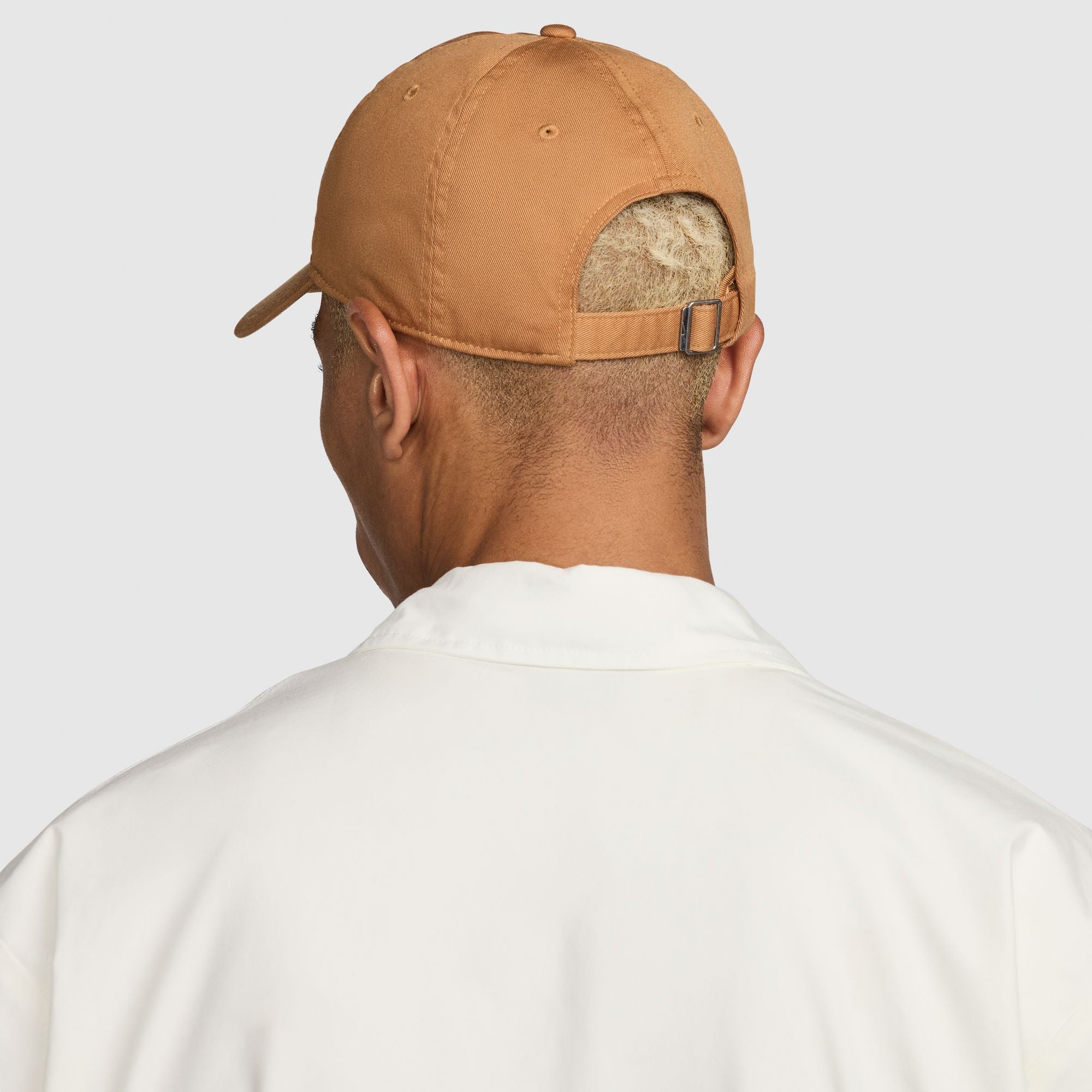 NIKE CLUB HAT (FLAX/WHITE)