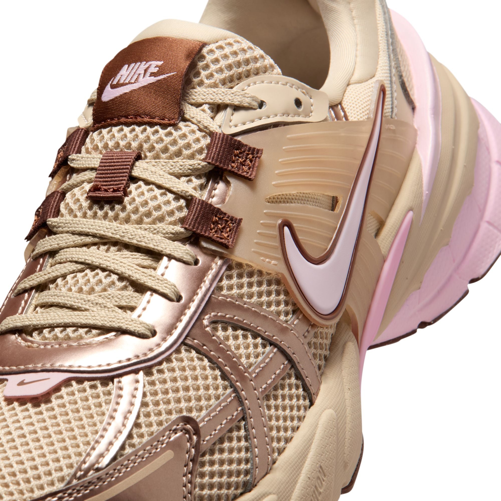 WOMENS NIKE V2K RUN (SANDDRIFT/PINK FOAM/SHIMMER/FAUNA BROWN)