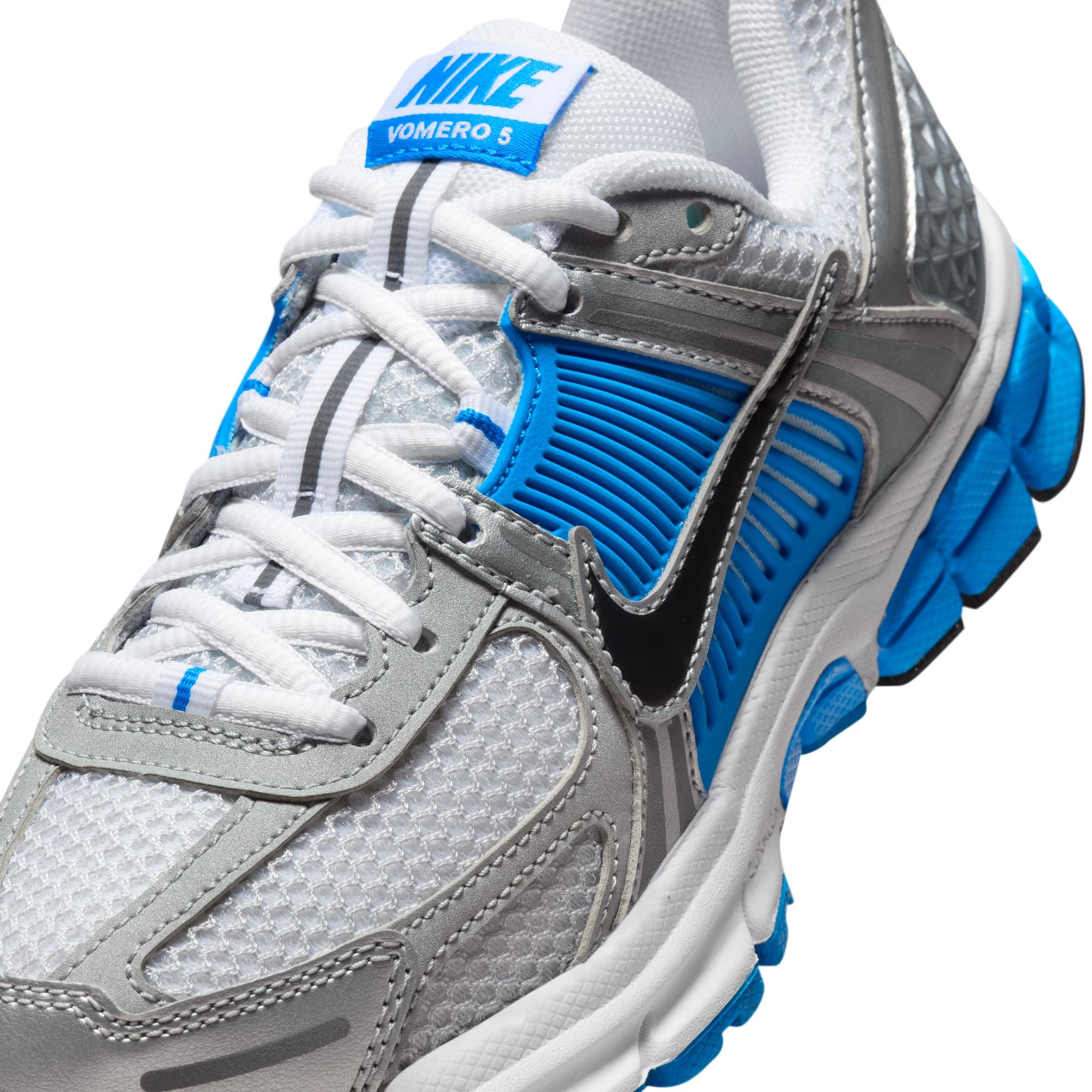 KIDS NIKE VOMERO GS (WHITE/BLACK/PURE PLATINUM/PHOTO BLUE)