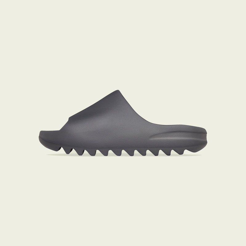 YEEZY SLIDE (GRANITE)
