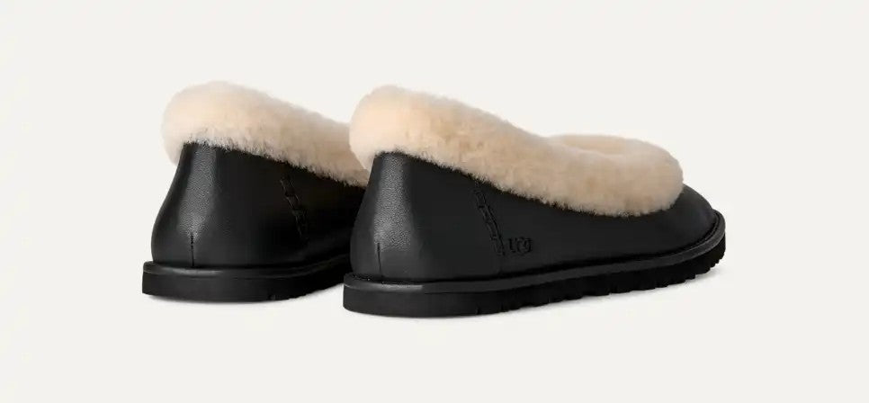 WOMENS UGG ZORA LEATHER BALLET FLAT (BLACK)
